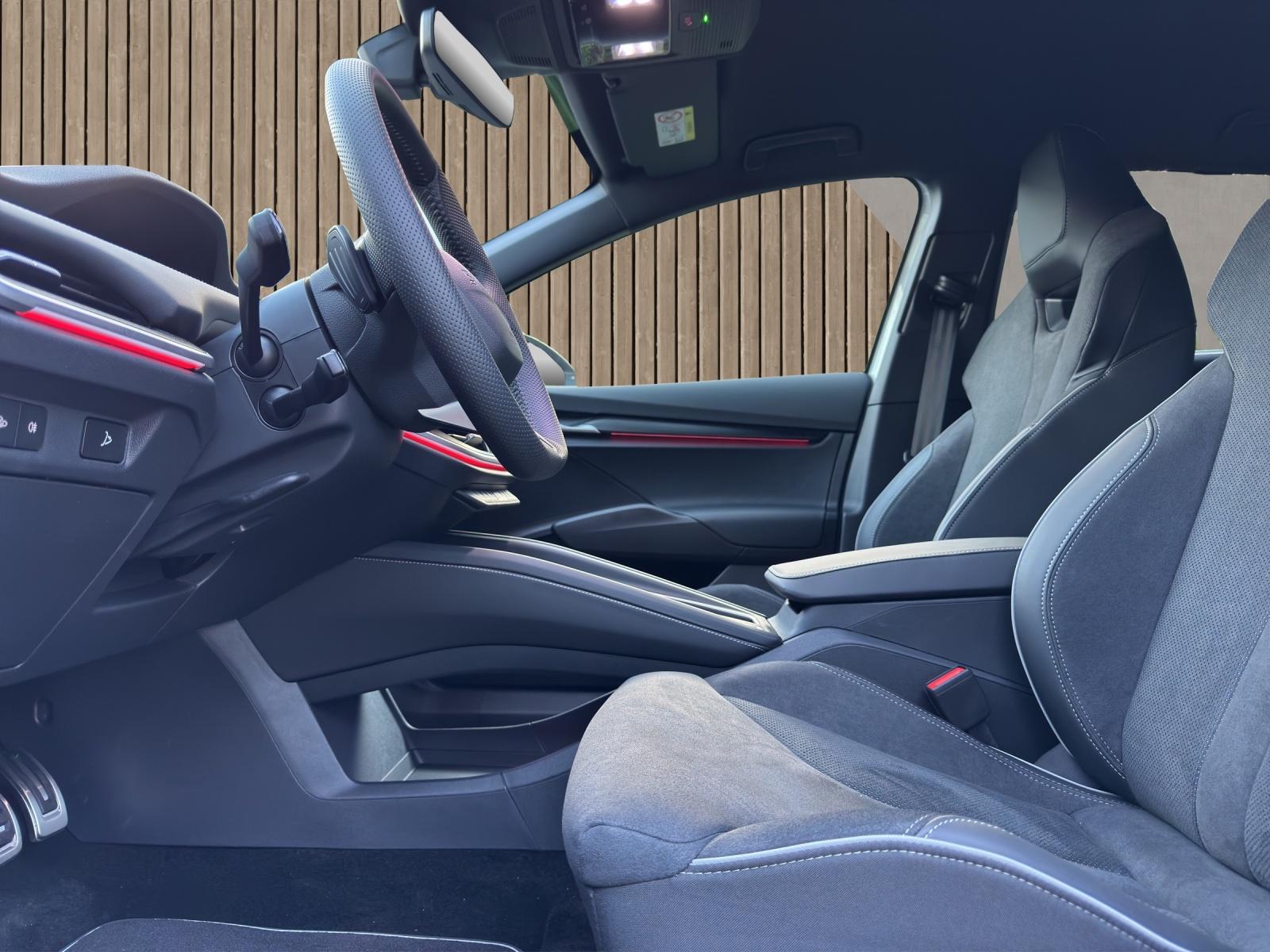 SKODA Elroq SportLine 82kWh 4x4-image-9