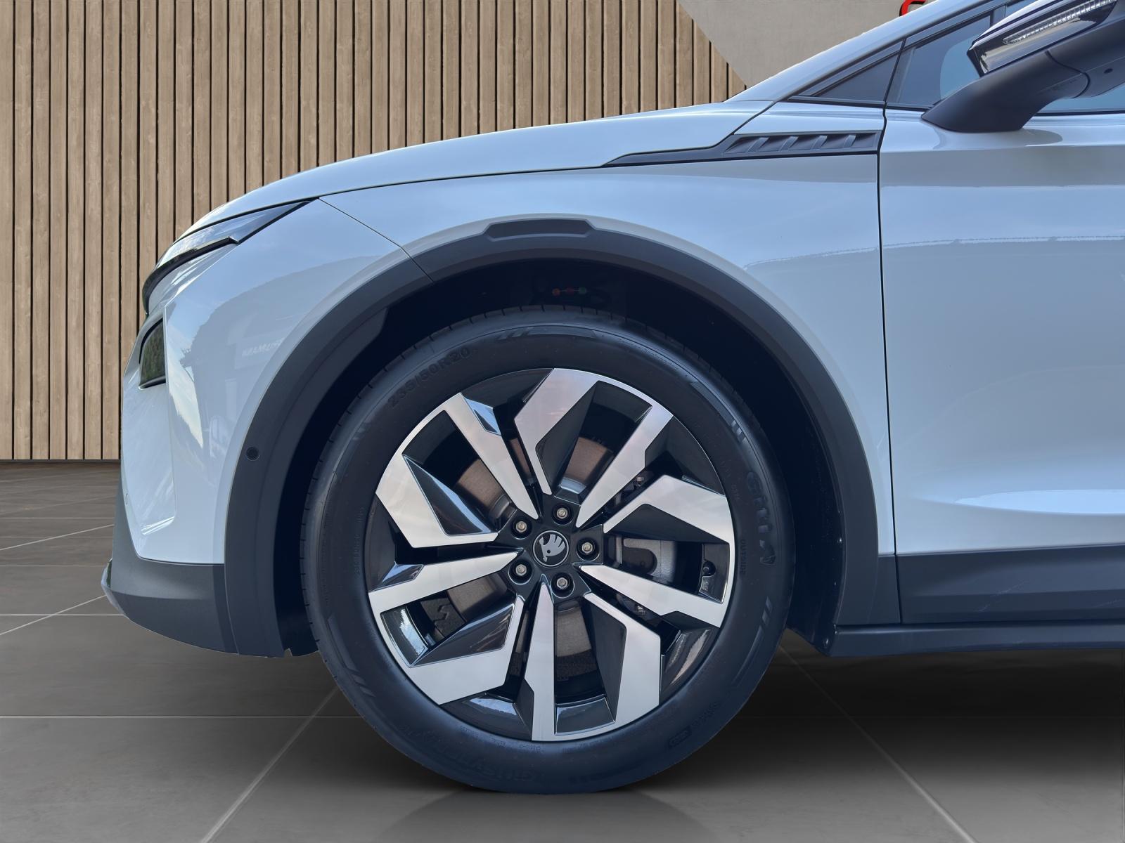 SKODA Elroq SportLine 82kWh 4x4-image-8