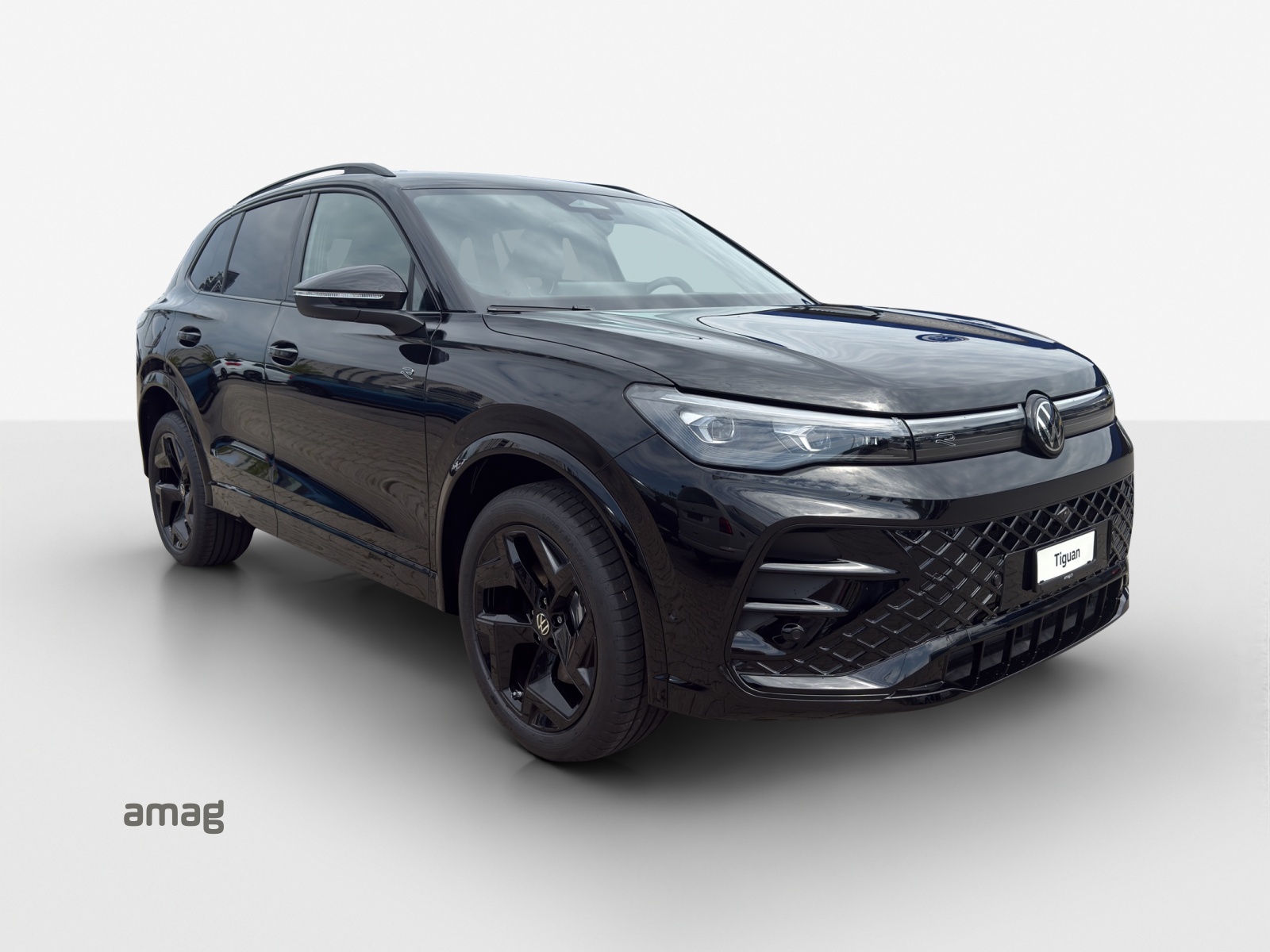 VW Tiguan 2.0 TSI DSG R-Line 4Motion-image-5
