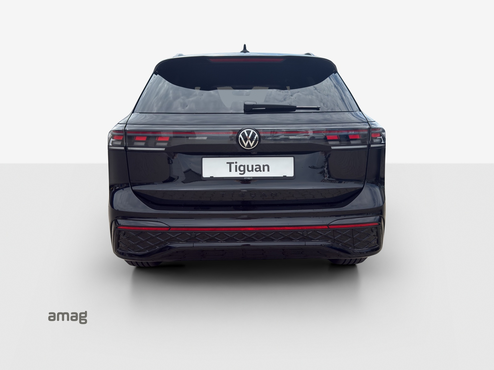 VW Tiguan 2.0 TSI DSG R-Line 4Motion-showroom-element-3