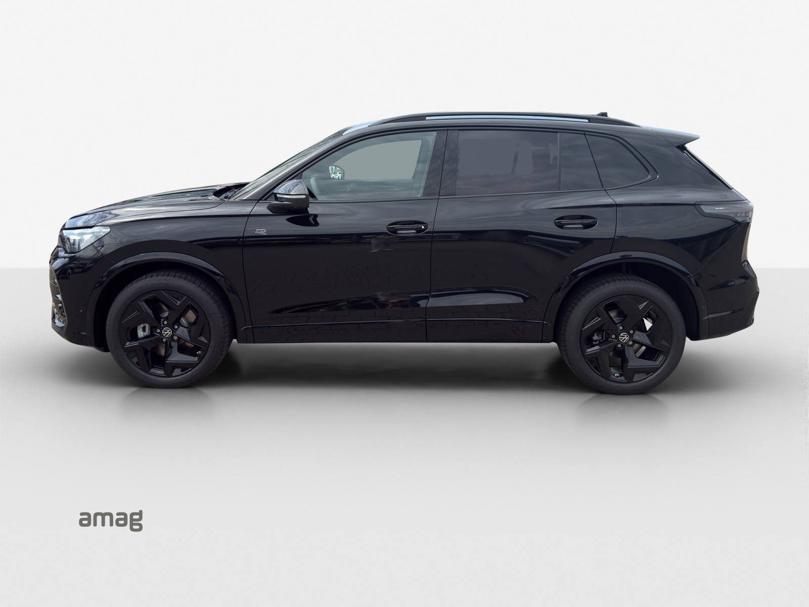 VW Tiguan 2.0 TSI DSG R-Line 4Motion-image-1