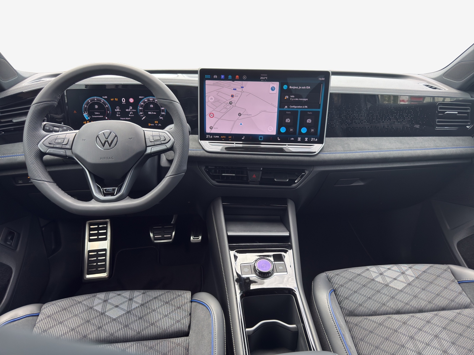 VW Tiguan 2.0 TSI DSG R-Line 4Motion-image-8