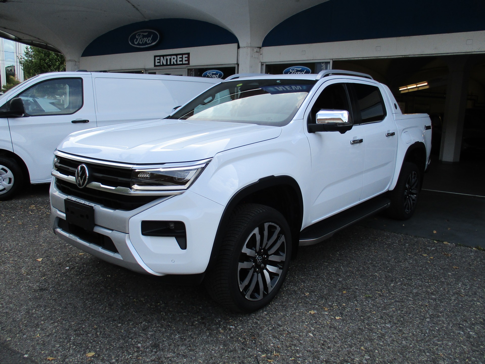 VW Amarok Aventura-image-0