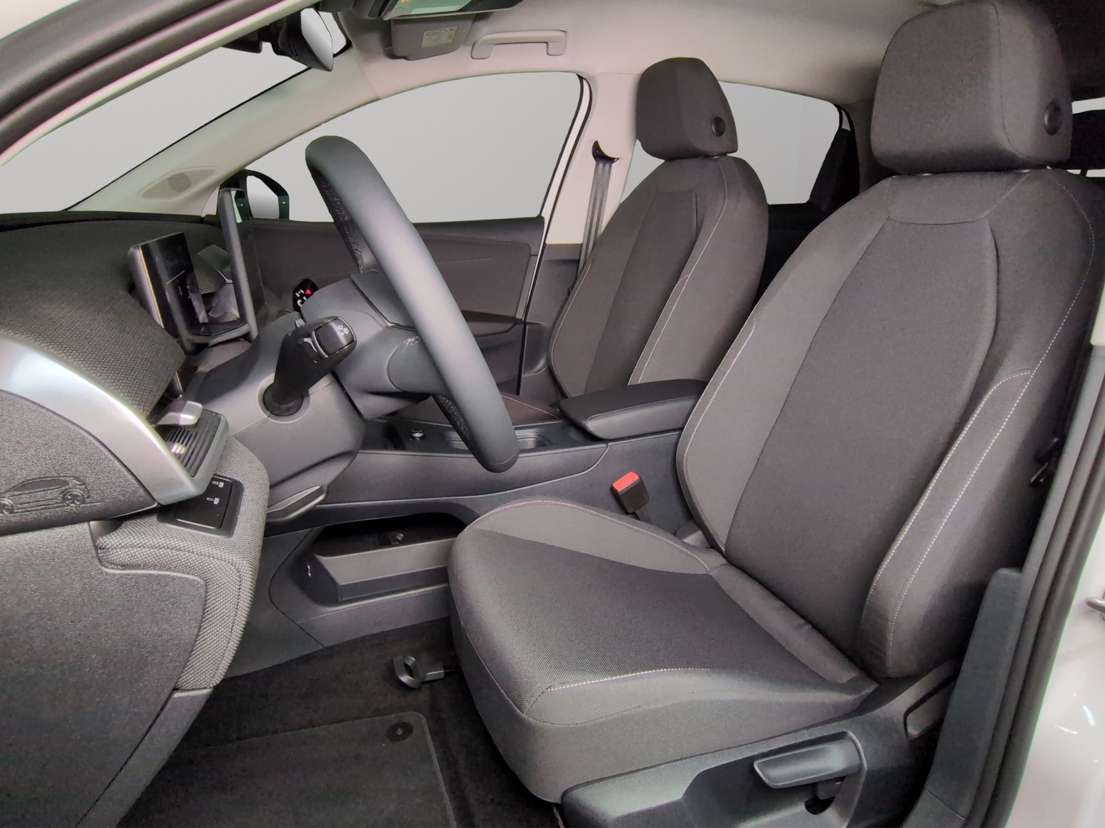 VW ID.Polo 52 kWh Life Edition One-image-5