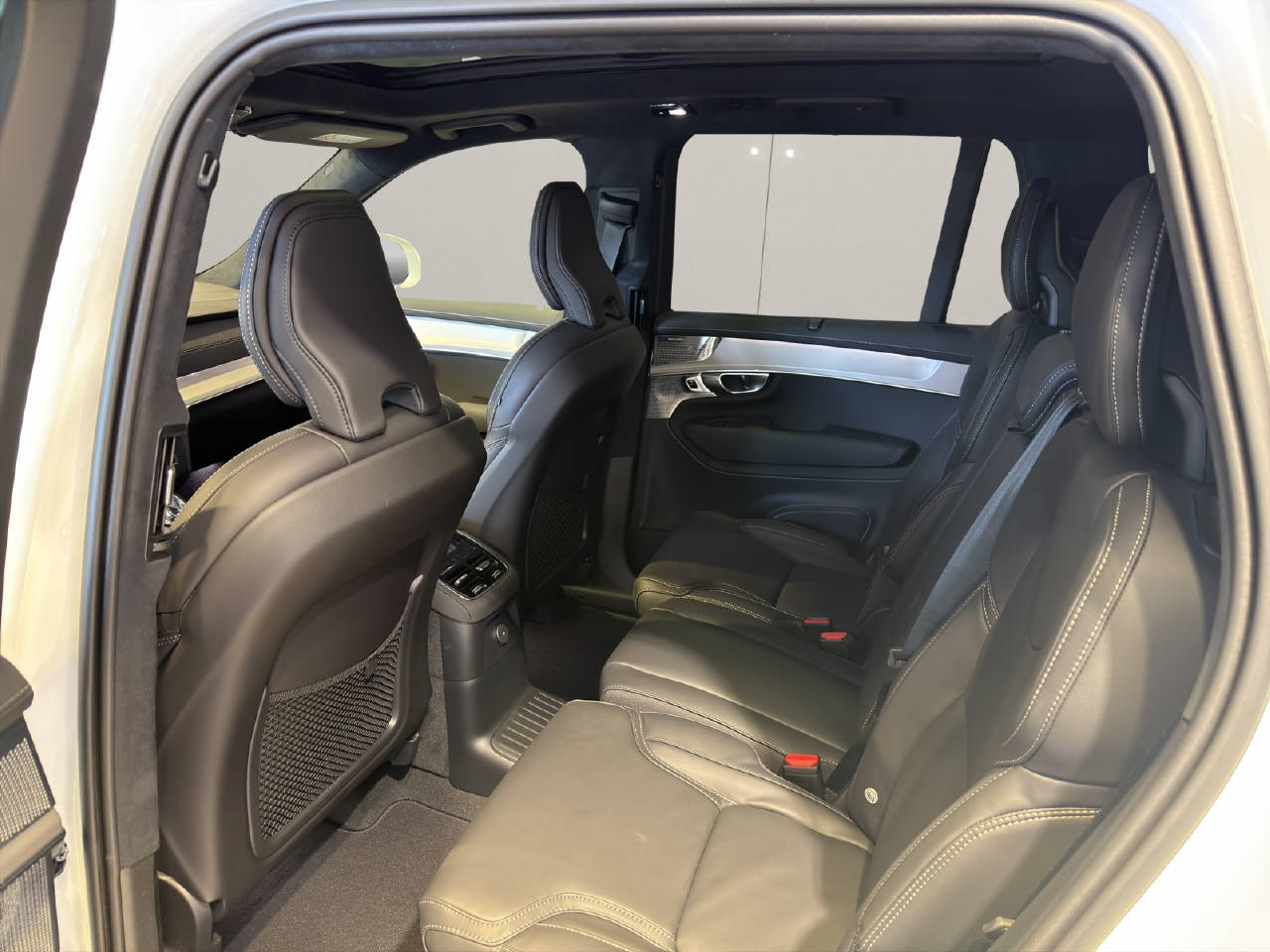 VOLVO XC90 2.0 T8 TE Ultra Dark eAWD XCLUSIVE MY27-image-5