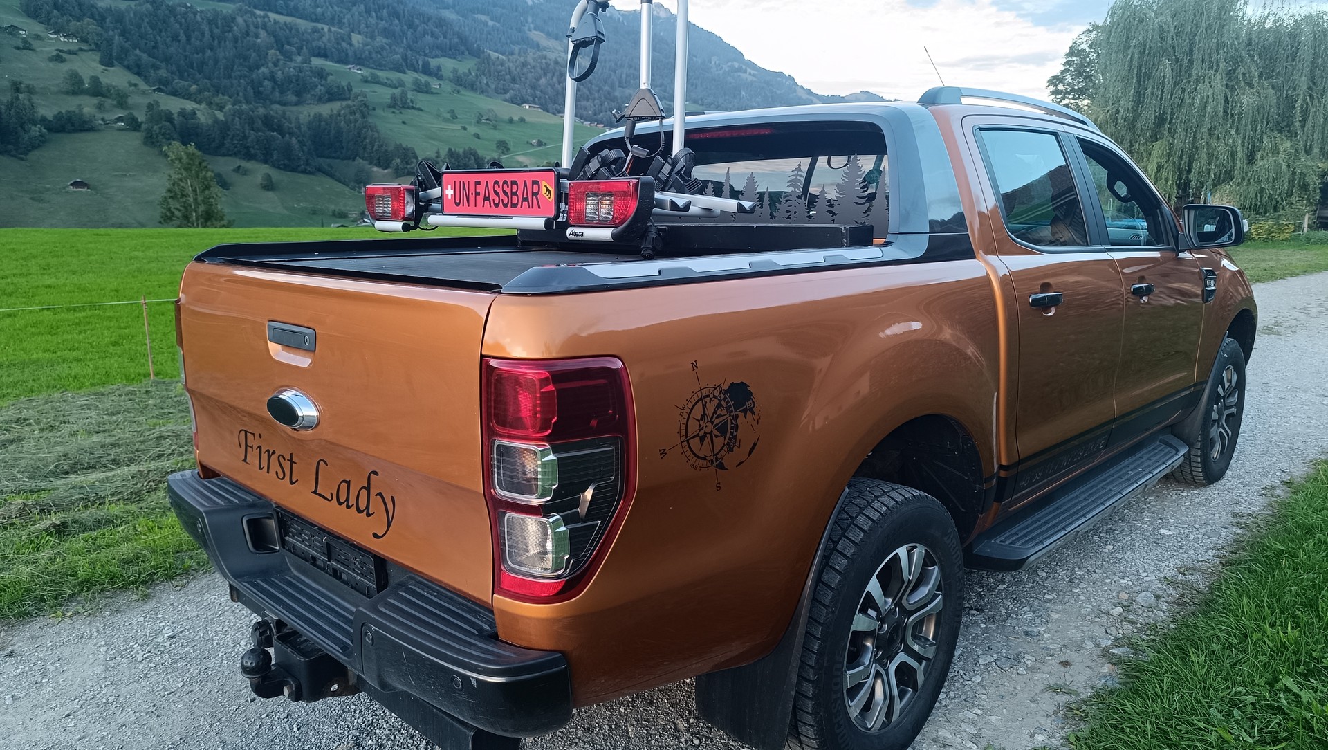 FORD 3.2 TDCi 4x4 Limited-image-1