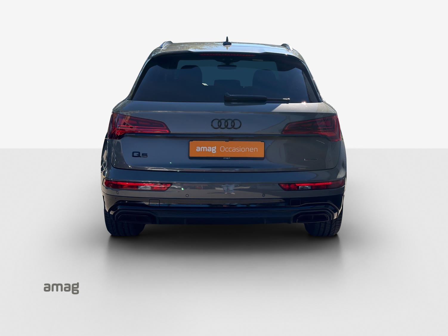 AUDI Q5 45 TFSI S-line quattro S-tronic-image-3