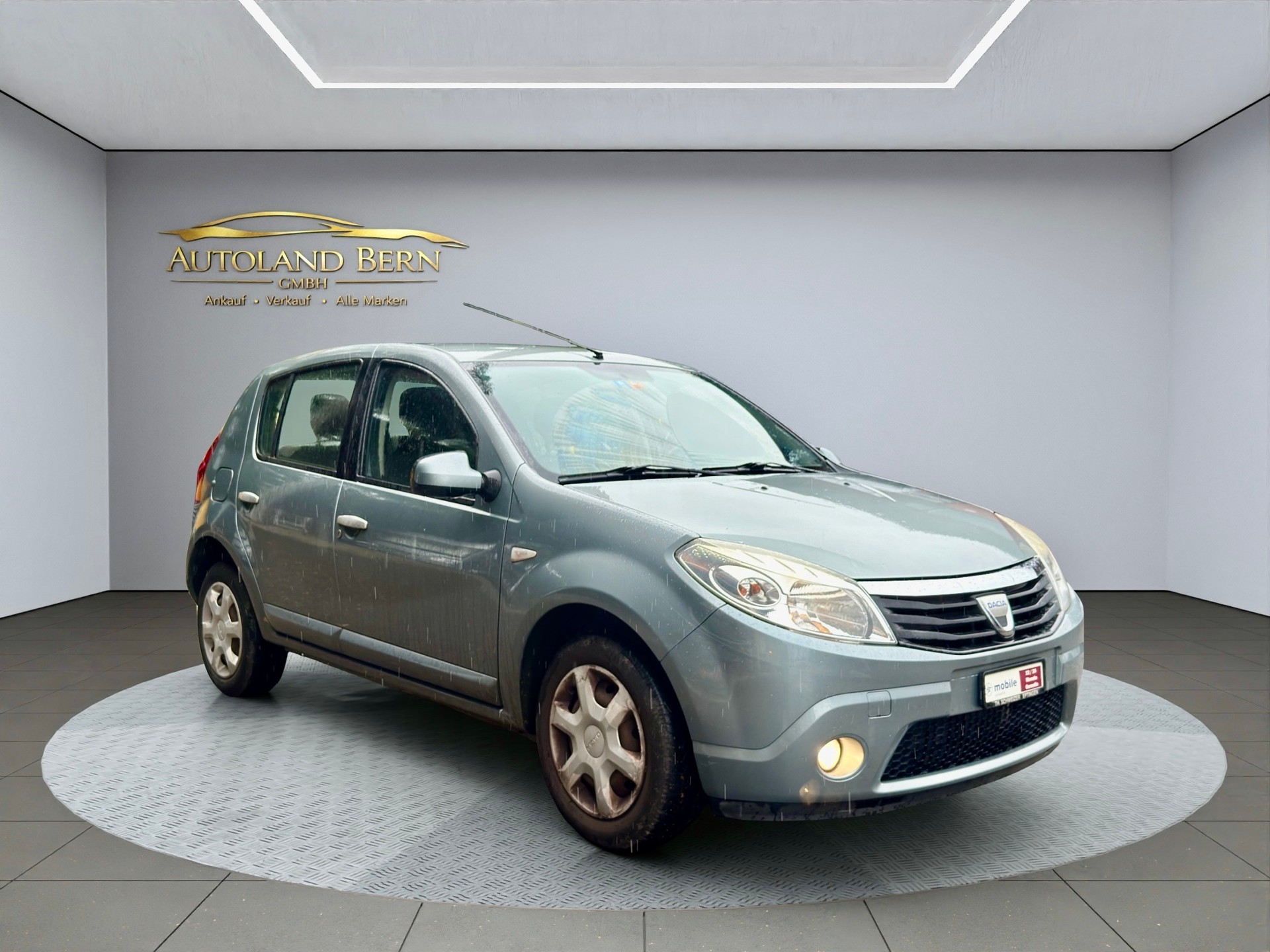 DACIA Sandero 1.6 Lauréate mit Klimaanlage-image-1