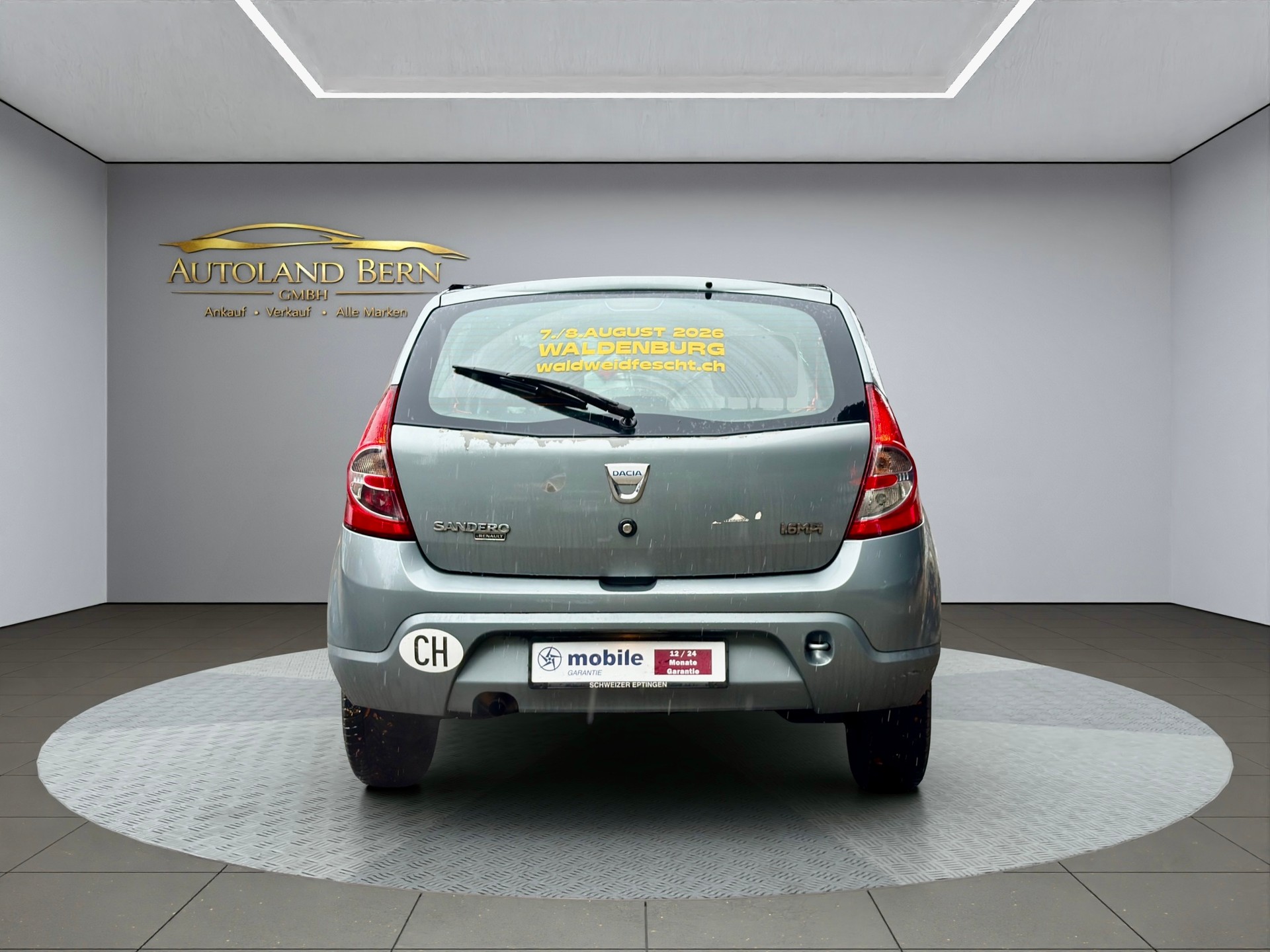 DACIA Sandero 1.6 Lauréate mit Klimaanlage-image-7