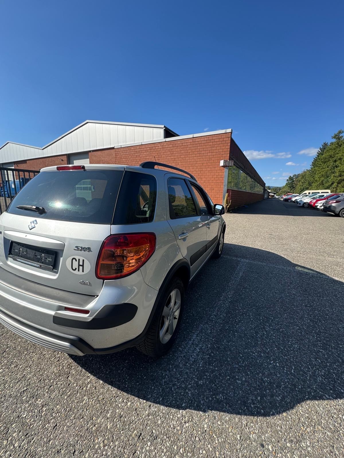 SUZUKI SX4 1.9 TD GL Top 4WD-image-5