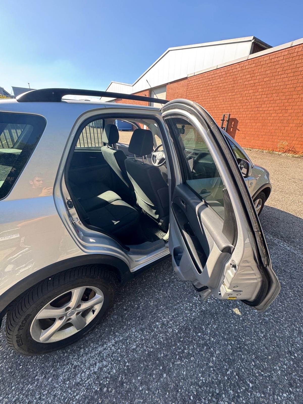 SUZUKI SX4 1.9 TD GL Top 4WD-image-10