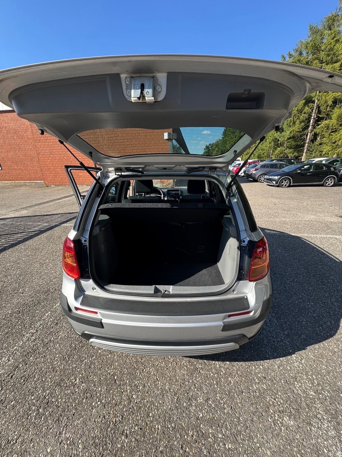 SUZUKI SX4 1.9 TD GL Top 4WD-image-8