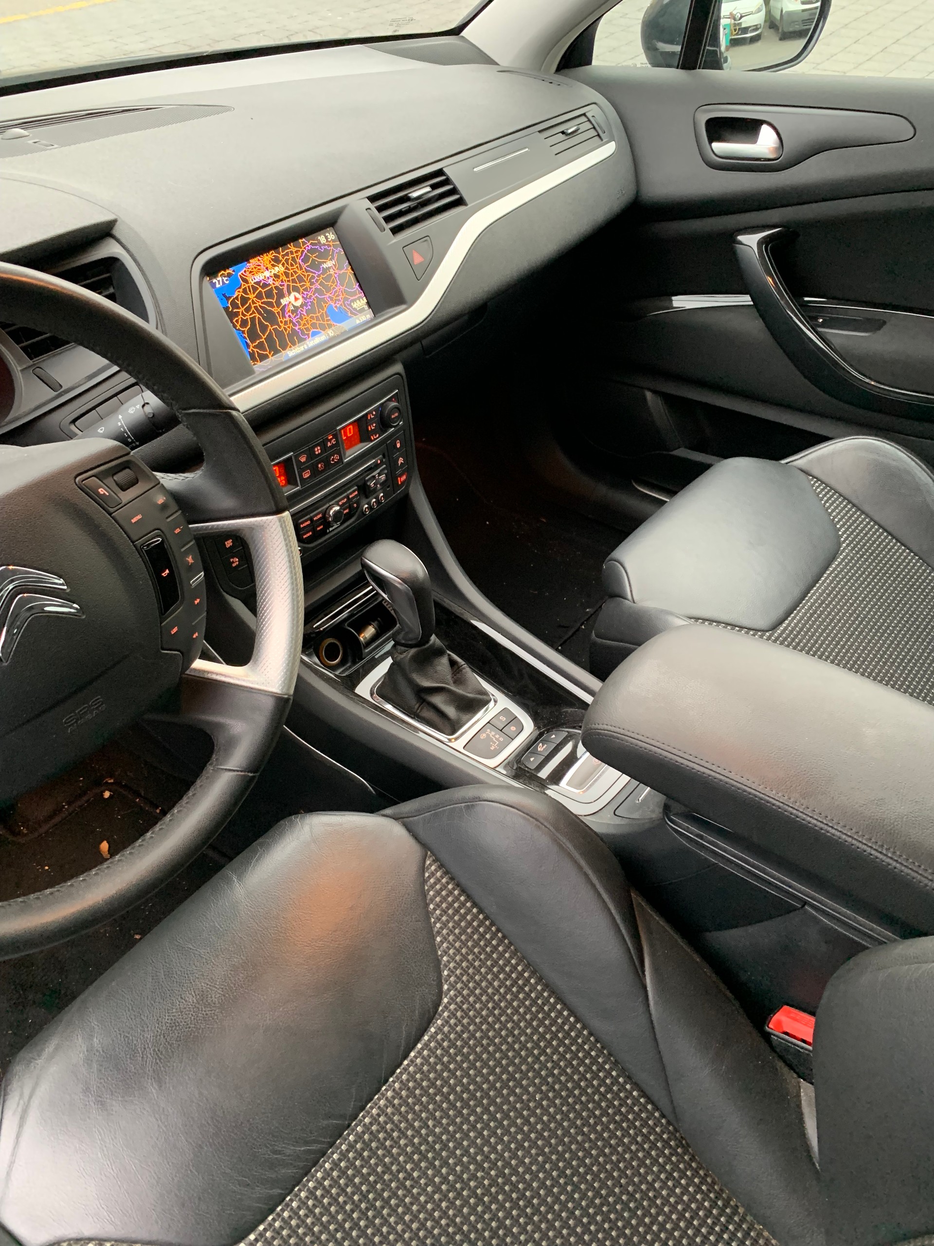 CITROEN C5 Berline 2.2 HDi Exclusive Automatic-image-9