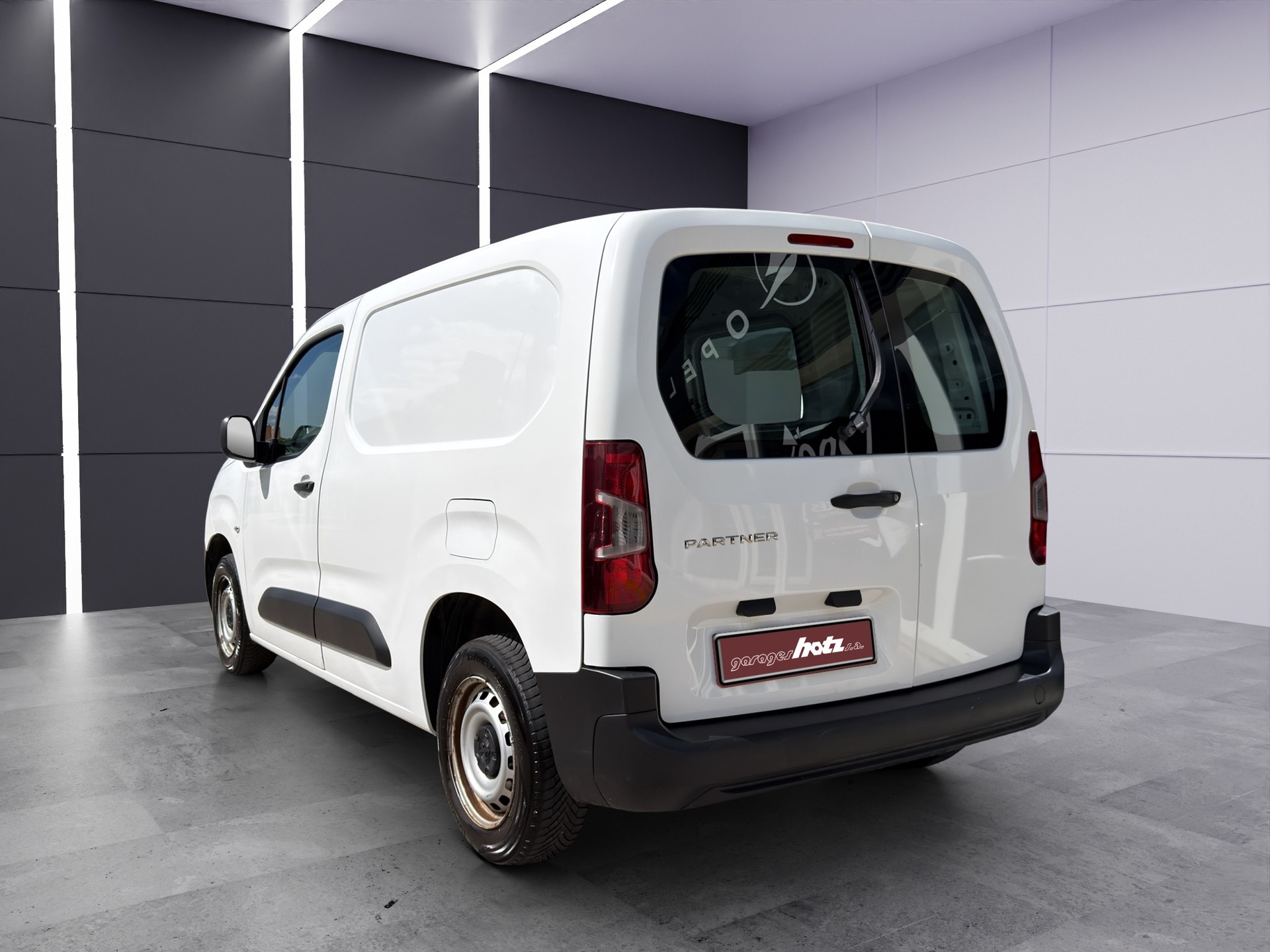PEUGEOT Partner 1.2 Pro 650 kg Standard-image-3