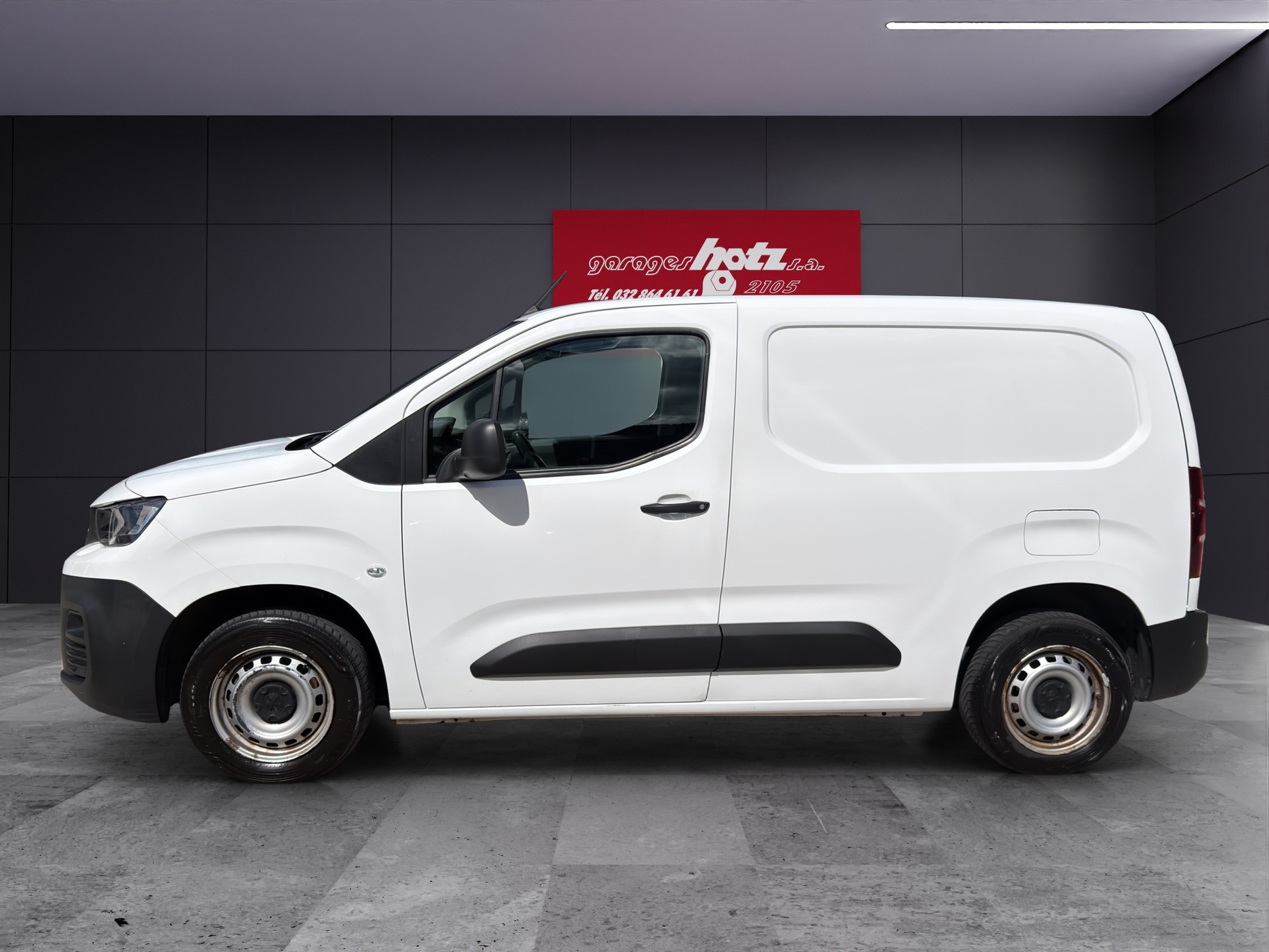 PEUGEOT Partner 1.2 Pro 650 kg Standard-image-2