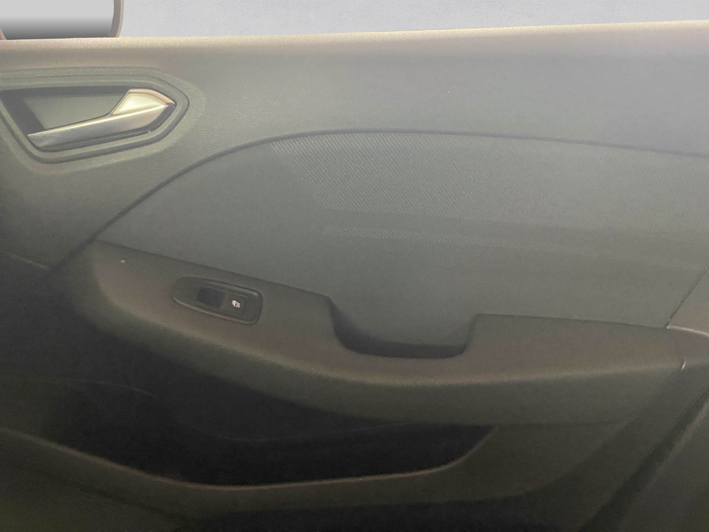 RENAULT Clio 1.6 E-Tech Esprit Alpine-image-23