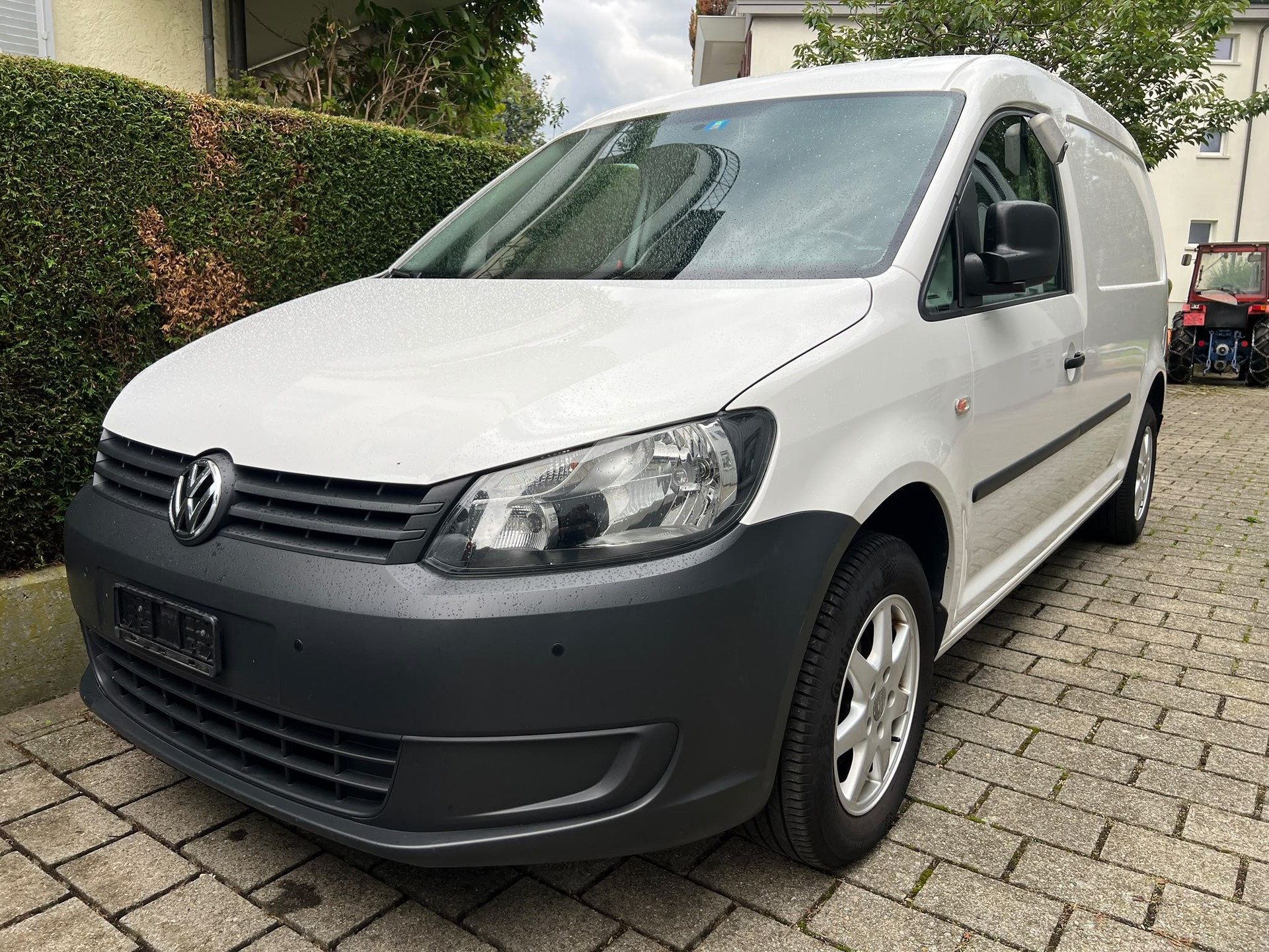 VW Caddy Maxi 1.6 TDI DSG-image-13