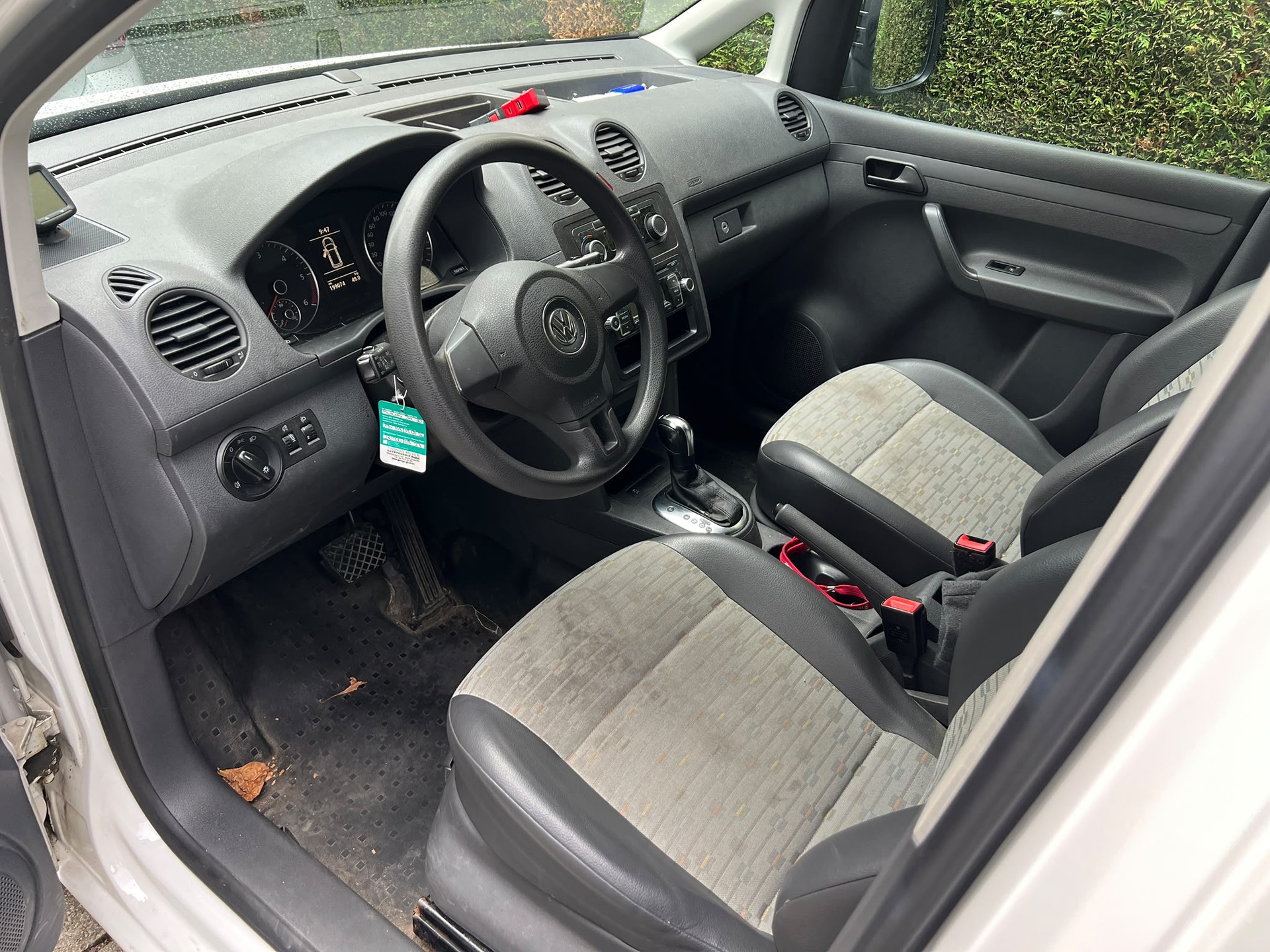 VW Caddy Maxi 1.6 TDI DSG-image-24