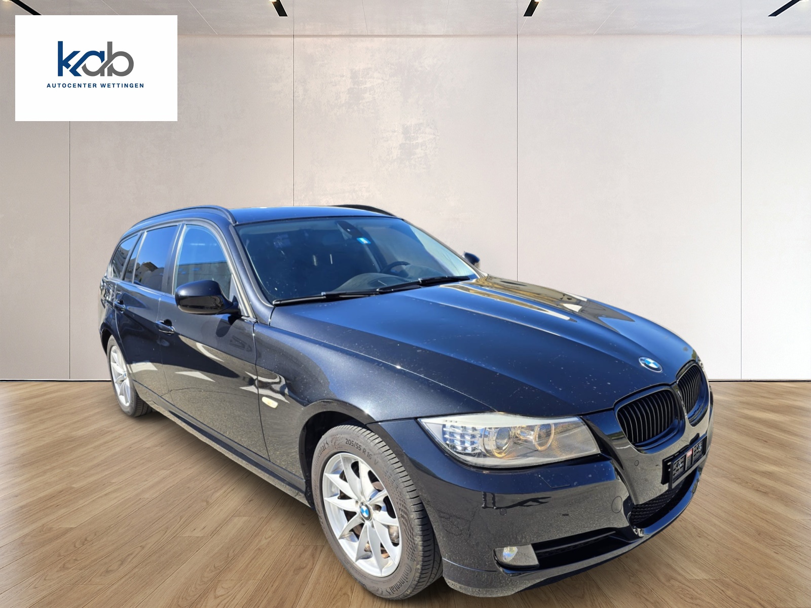 BMW 320d xDrive Touring Steptronic-image-2