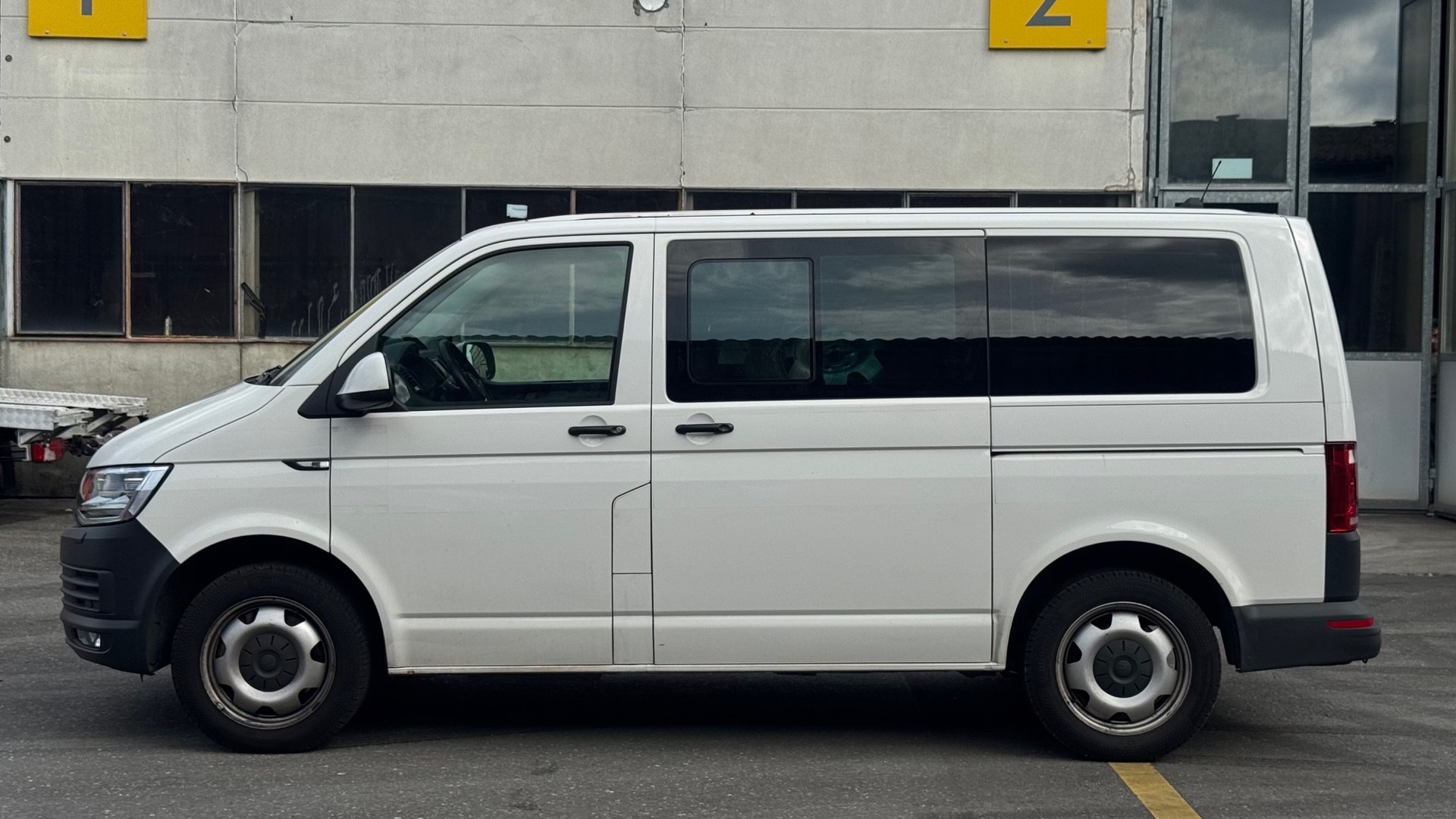 VW T6 2.0 Bi-TDI 4Motion DSG-image-1