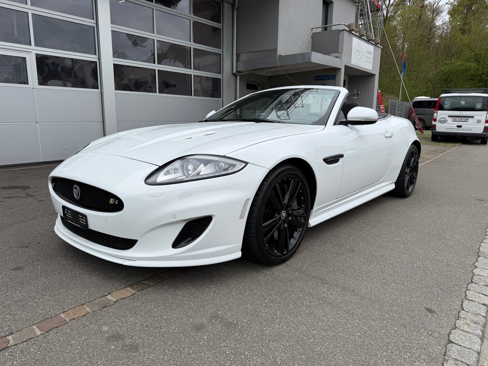 JAGUAR XKR Convertible 5.0 V8 Supercharged-image-0