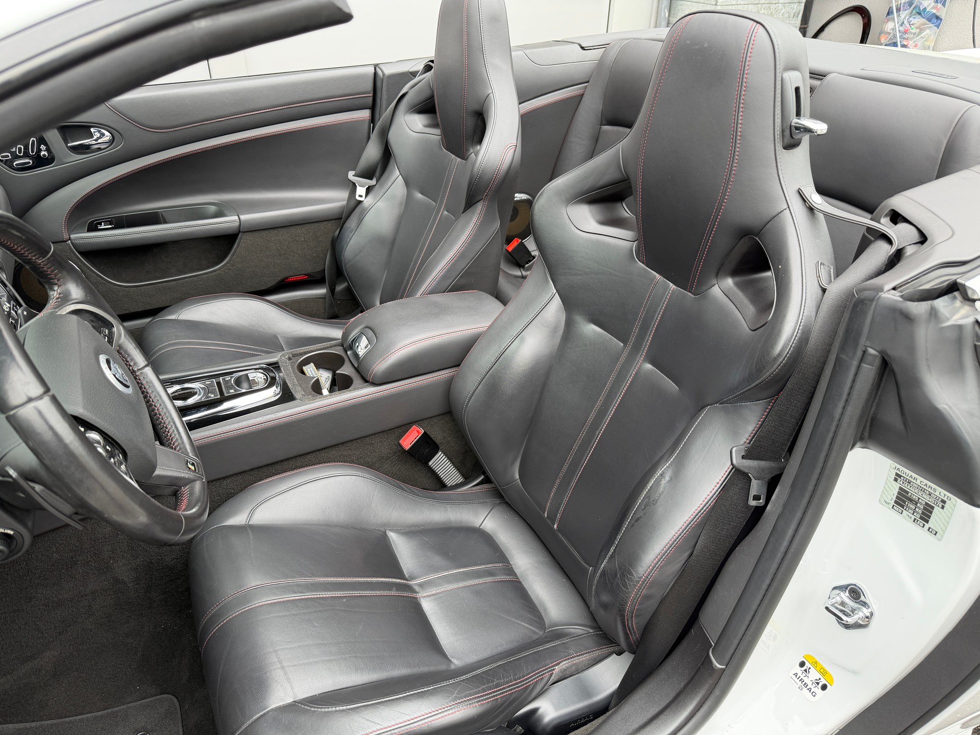 JAGUAR XKR Convertible 5.0 V8 Supercharged-image-6