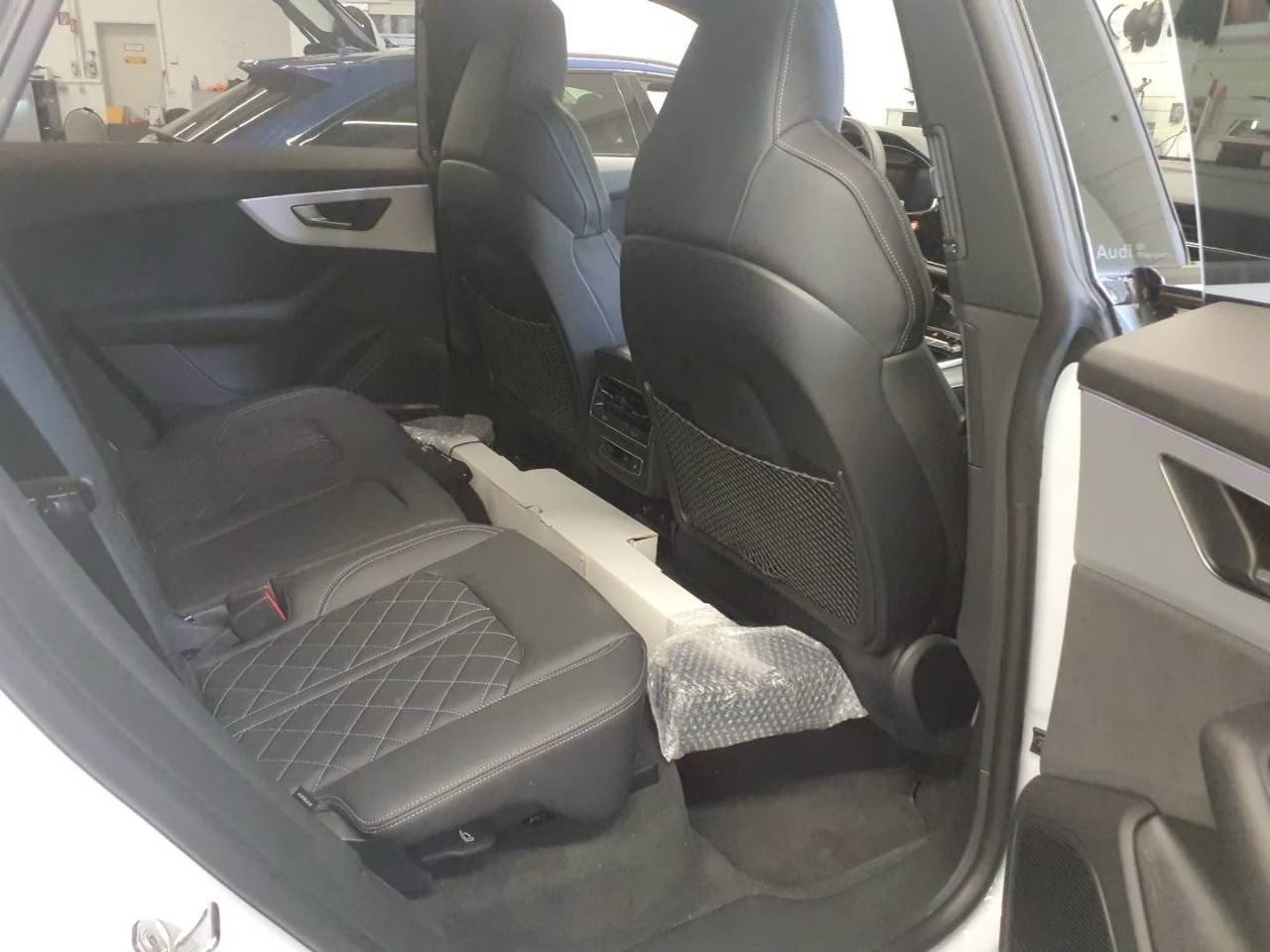 AUDI Q8 SUV TFSI e quattro 290 kW tiptronic-image-6