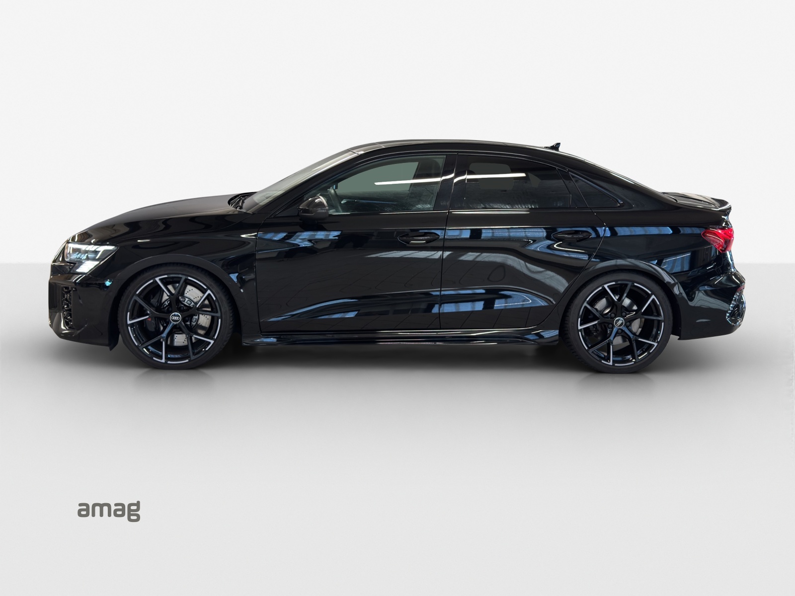 AUDI RS3 Limousine 2.5 TSI quattro S-tronic-image-1