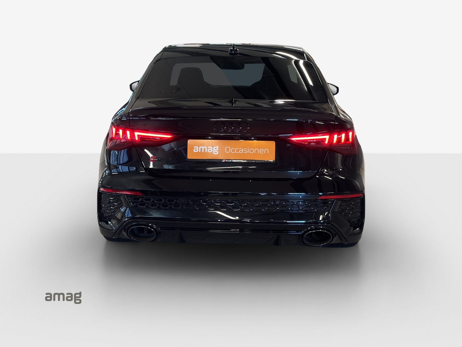 AUDI RS3 Limousine 2.5 TSI quattro S-tronic-image-3