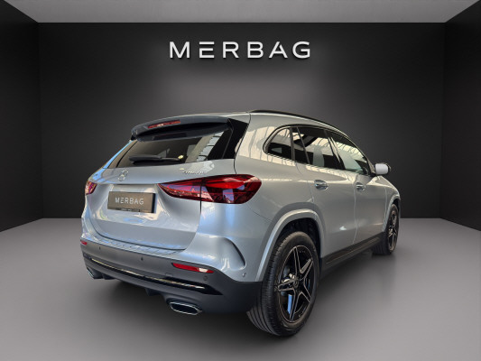 MERCEDES-BENZ GLA 250 4Matic Swiss Star-image-5
