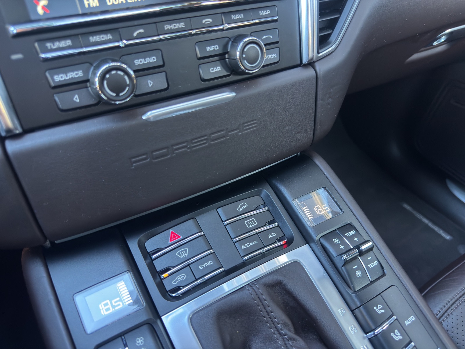 PORSCHE Macan S PDK-image-13