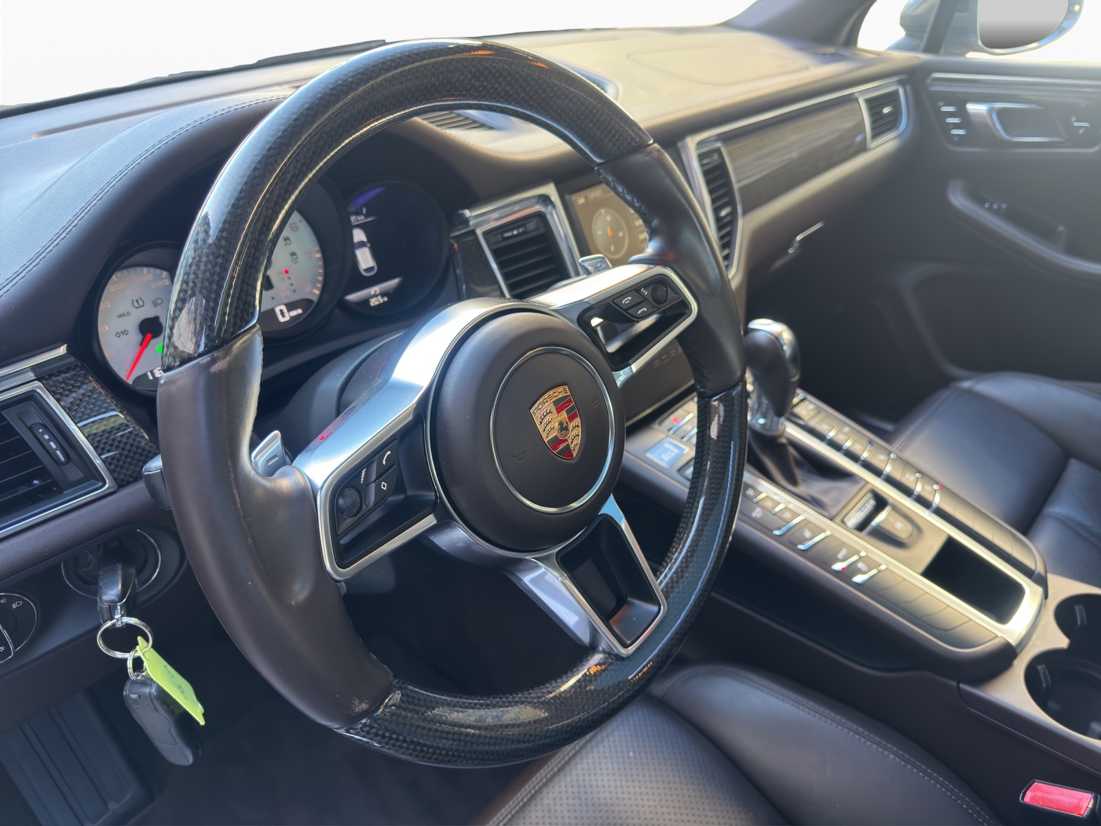 PORSCHE Macan S PDK-image-10