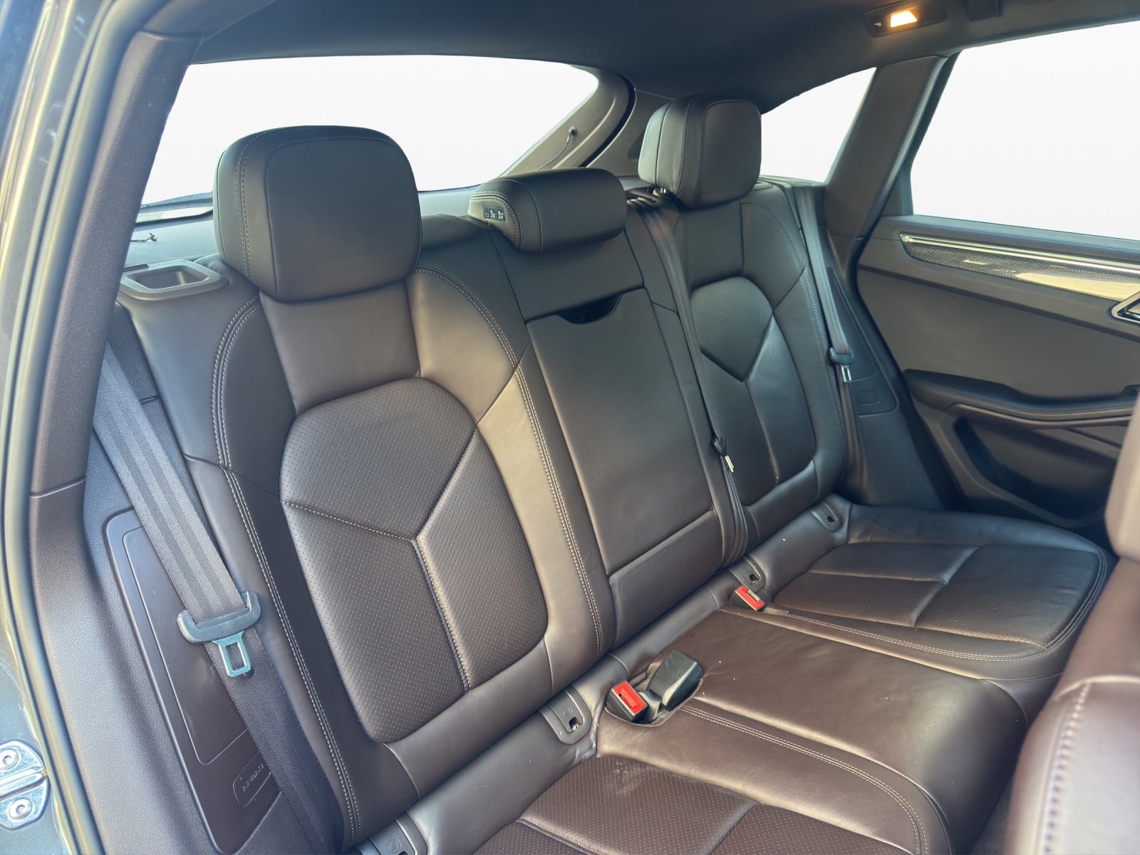 PORSCHE Macan S PDK-image-17