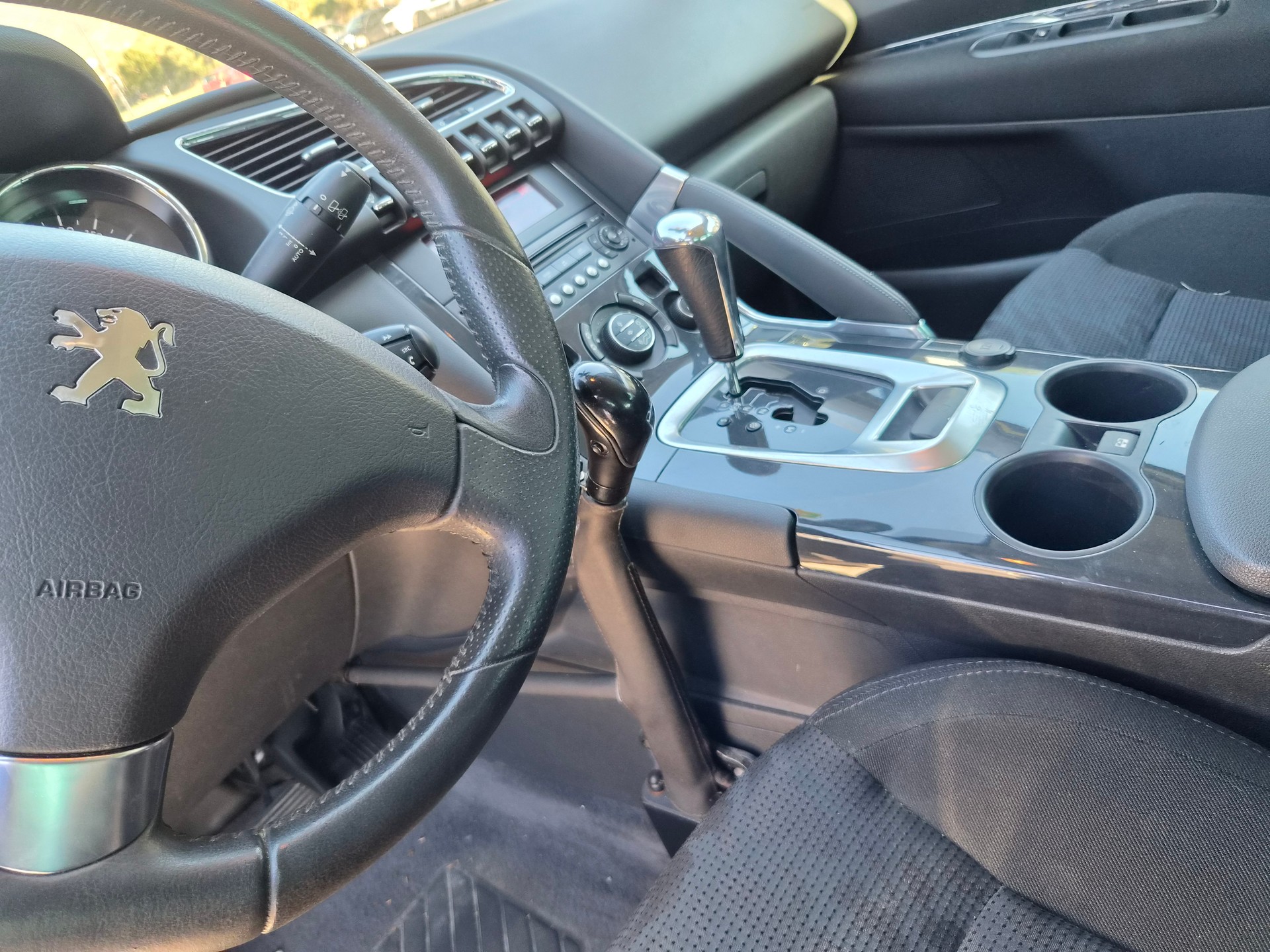 PEUGEOT 3008 1.6 16V T Platinum Tiptronic-image-7