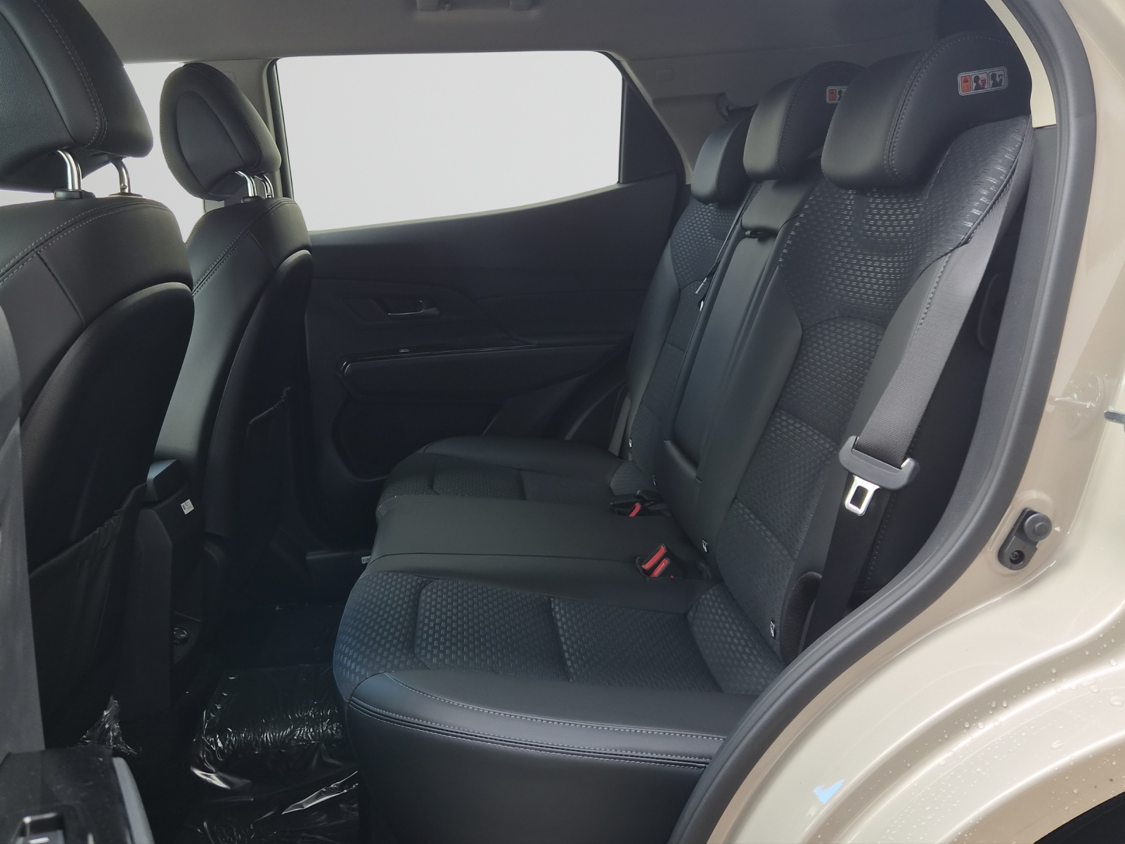 KGM-SsangYong Korando 1.5 T GDI Steel 4WD Automat-image-11