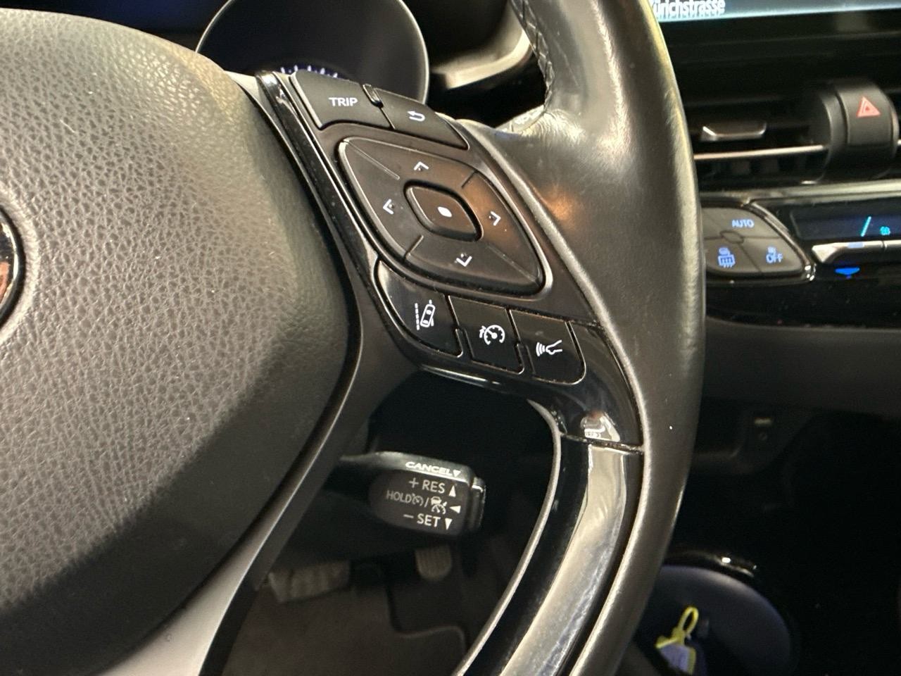 TOYOTA C-HR 1.2 Turbo Premium 4WD Multidrive S-image-7