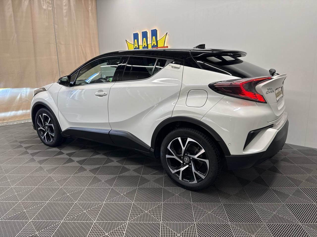 TOYOTA C-HR 1.2 Turbo Premium 4WD Multidrive S-image-1