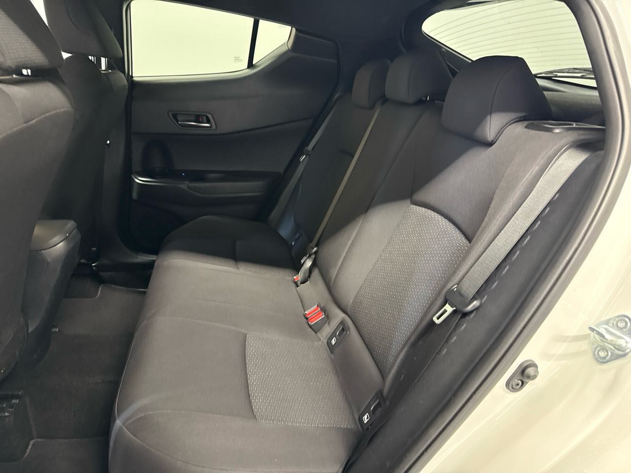 TOYOTA C-HR 1.2 Turbo Premium 4WD Multidrive S-image-10