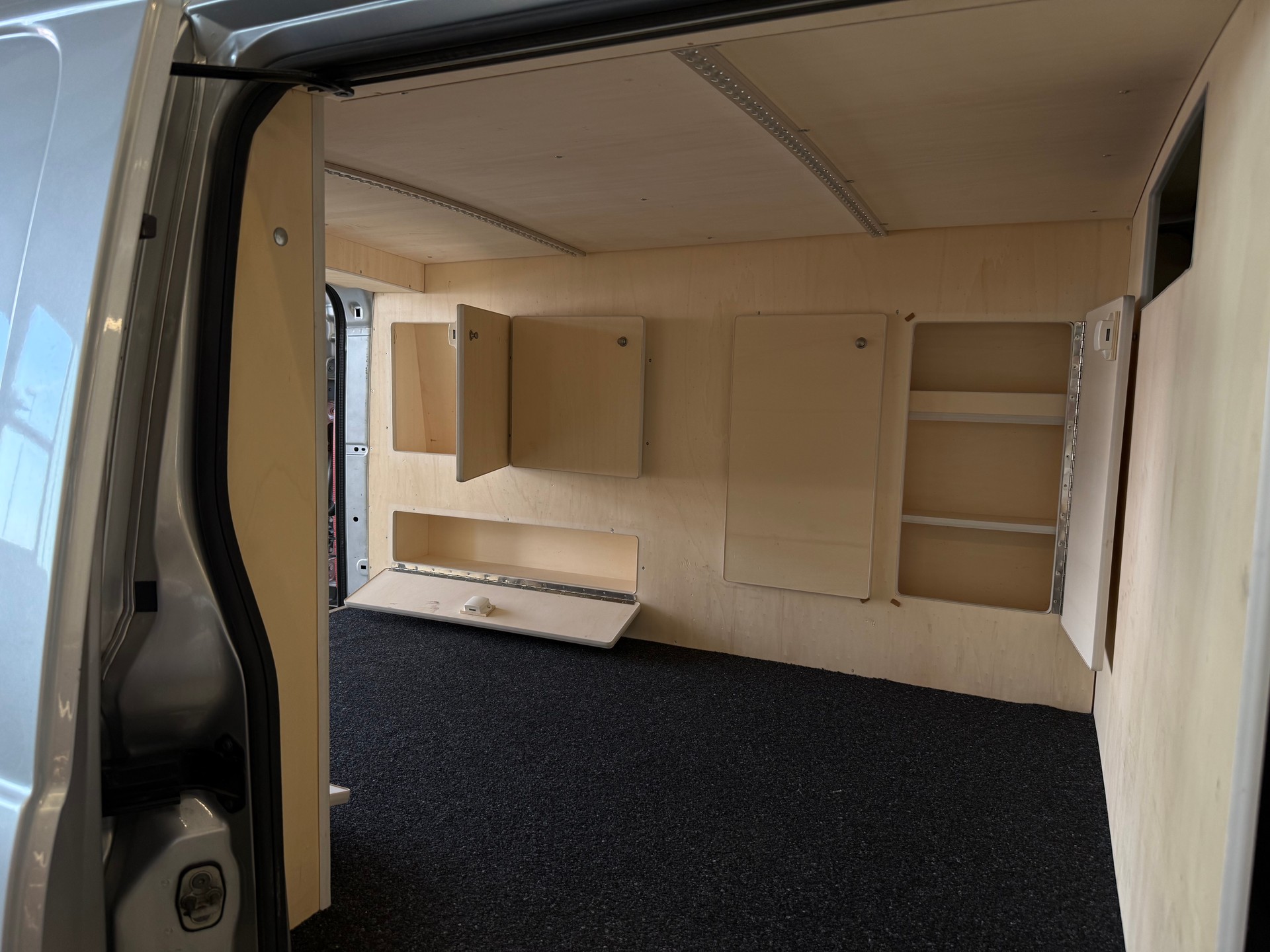 CITROEN Jumpy 1.6 HDi 10 L1H1 | Camper Umbau-image-11