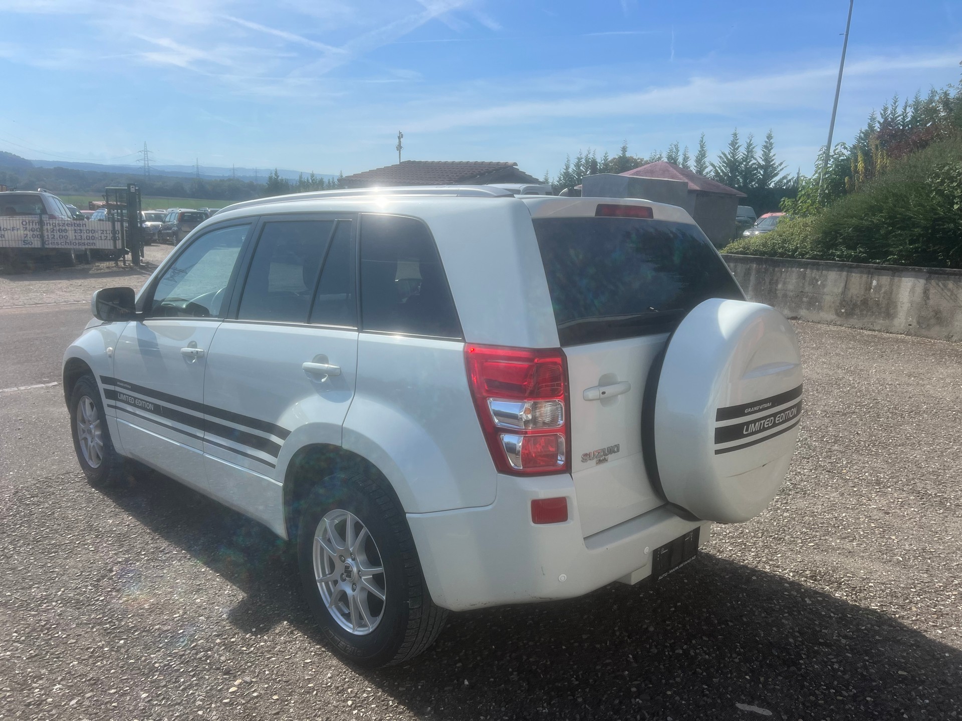 SUZUKI Grand Vitara 2.0 16V Top Limited Edition-image-4