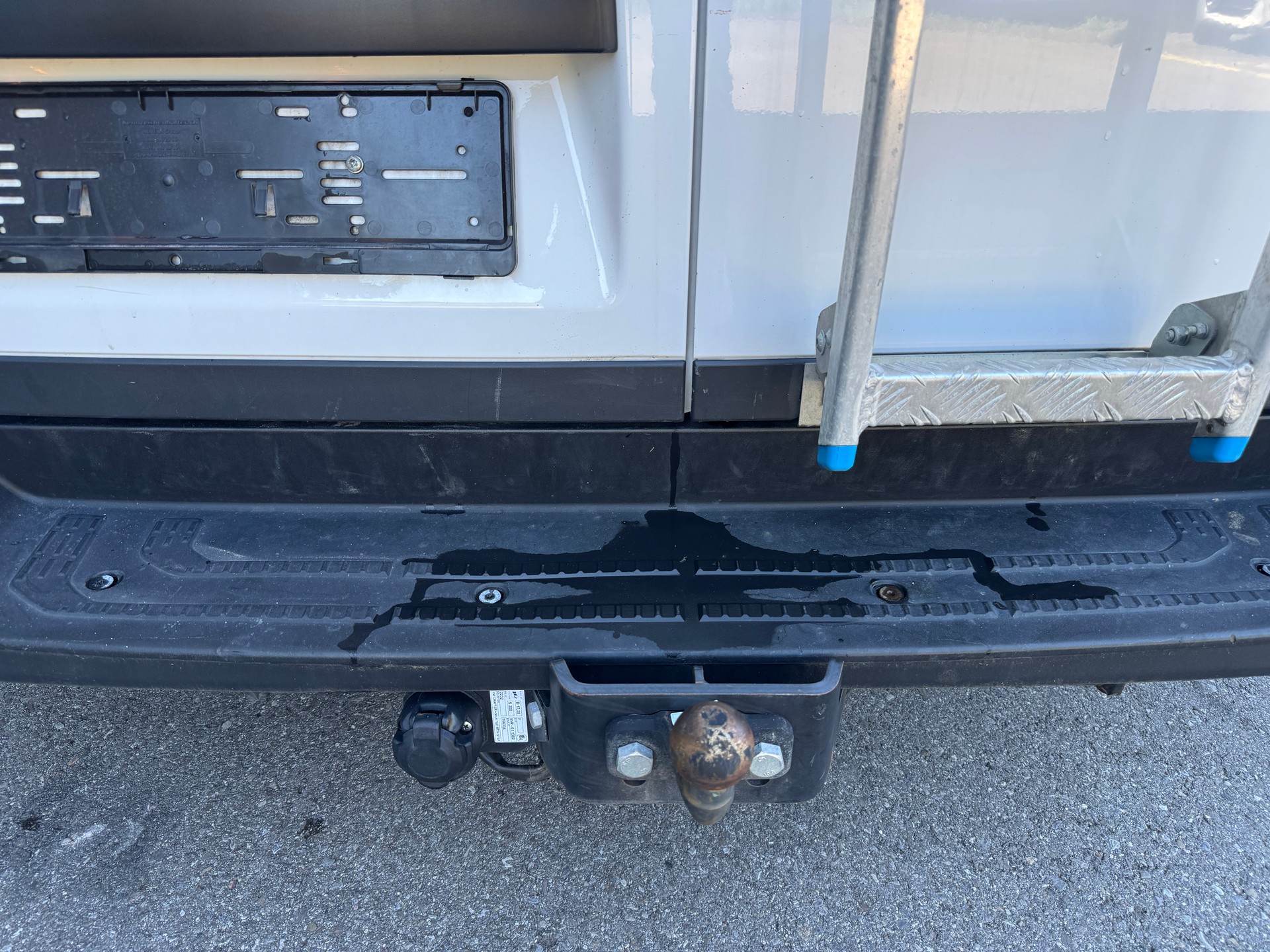 VW Crafter 35 2.0 TDI L3 **Mit Werkstatt-Einrichtung**Dachträger**Anhängerkupplung**3Sitzer**Klima**Frisch Ab MFK Und Garantie**-image-8