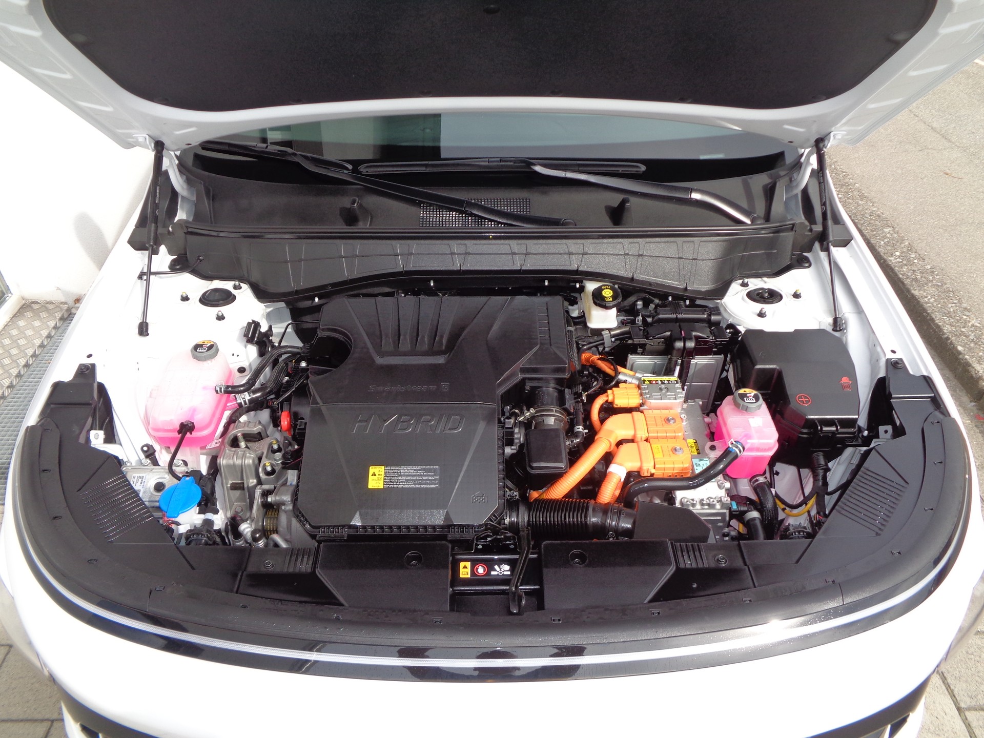 HYUNDAI Kona 1.6 GDi HEV N Line DCT-image-29