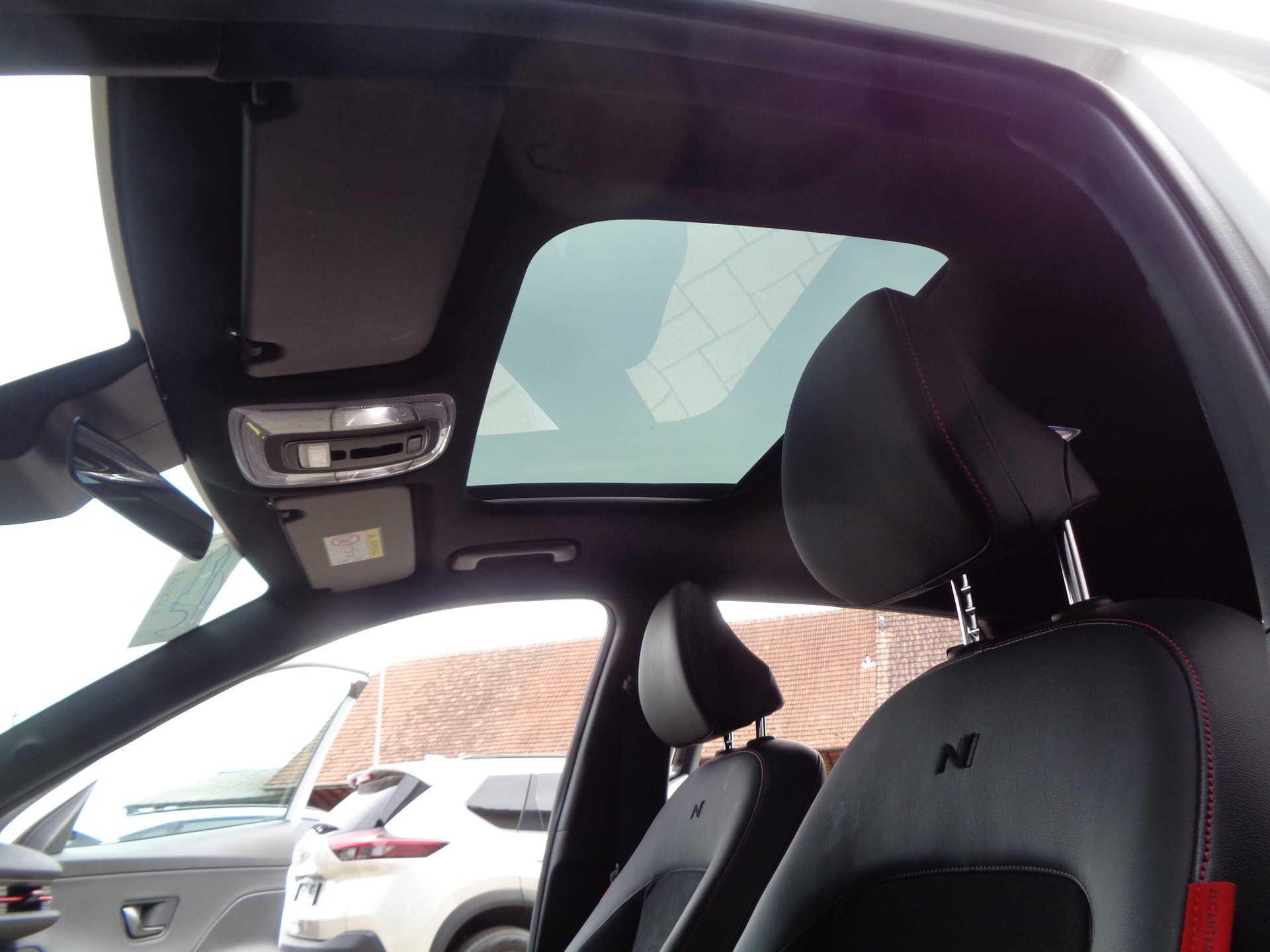 HYUNDAI Kona 1.6 GDi HEV N Line DCT-image-21