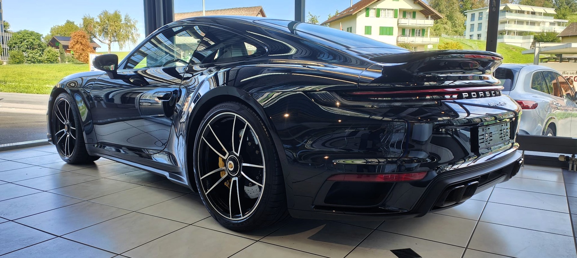 PORSCHE 911 Turbo S PDK-image-8
