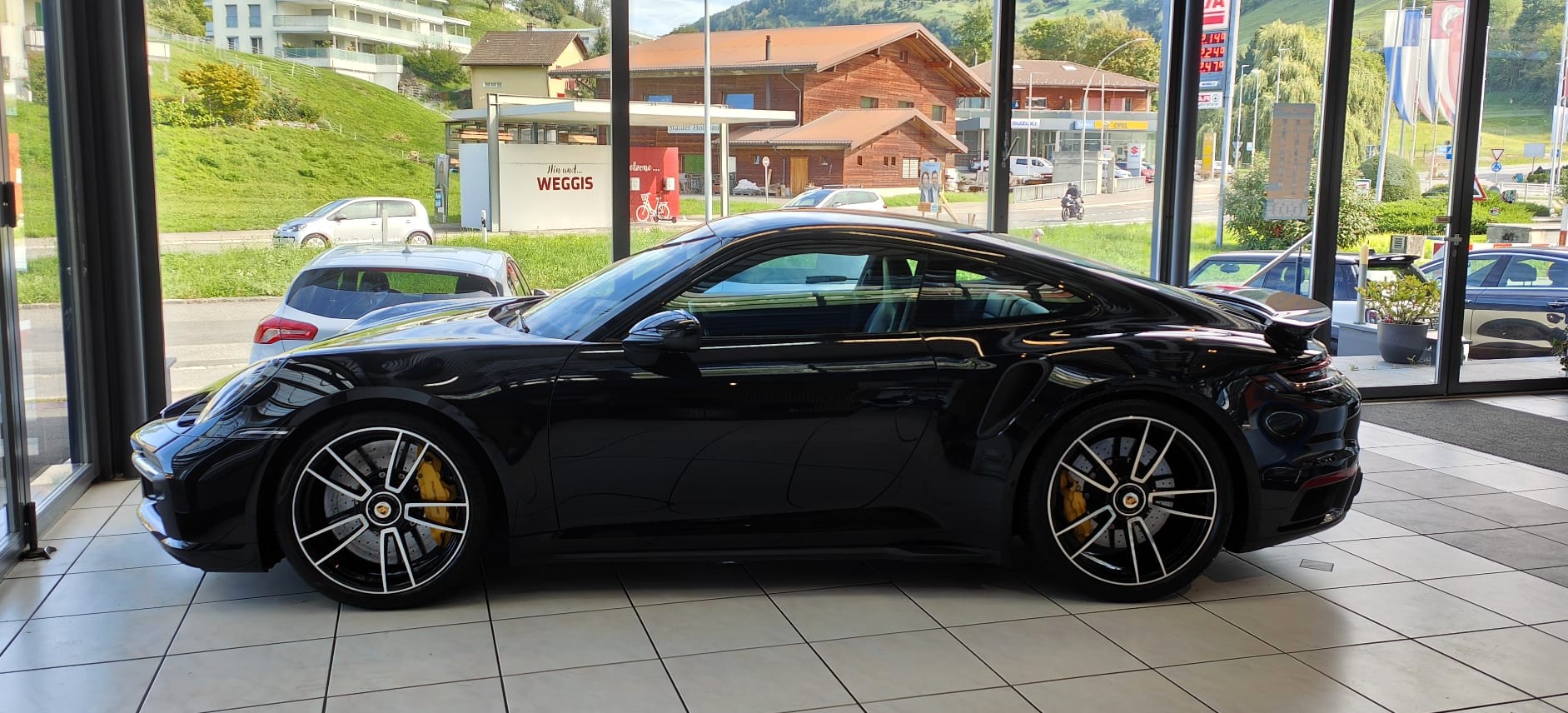PORSCHE 911 Turbo S PDK-image-12