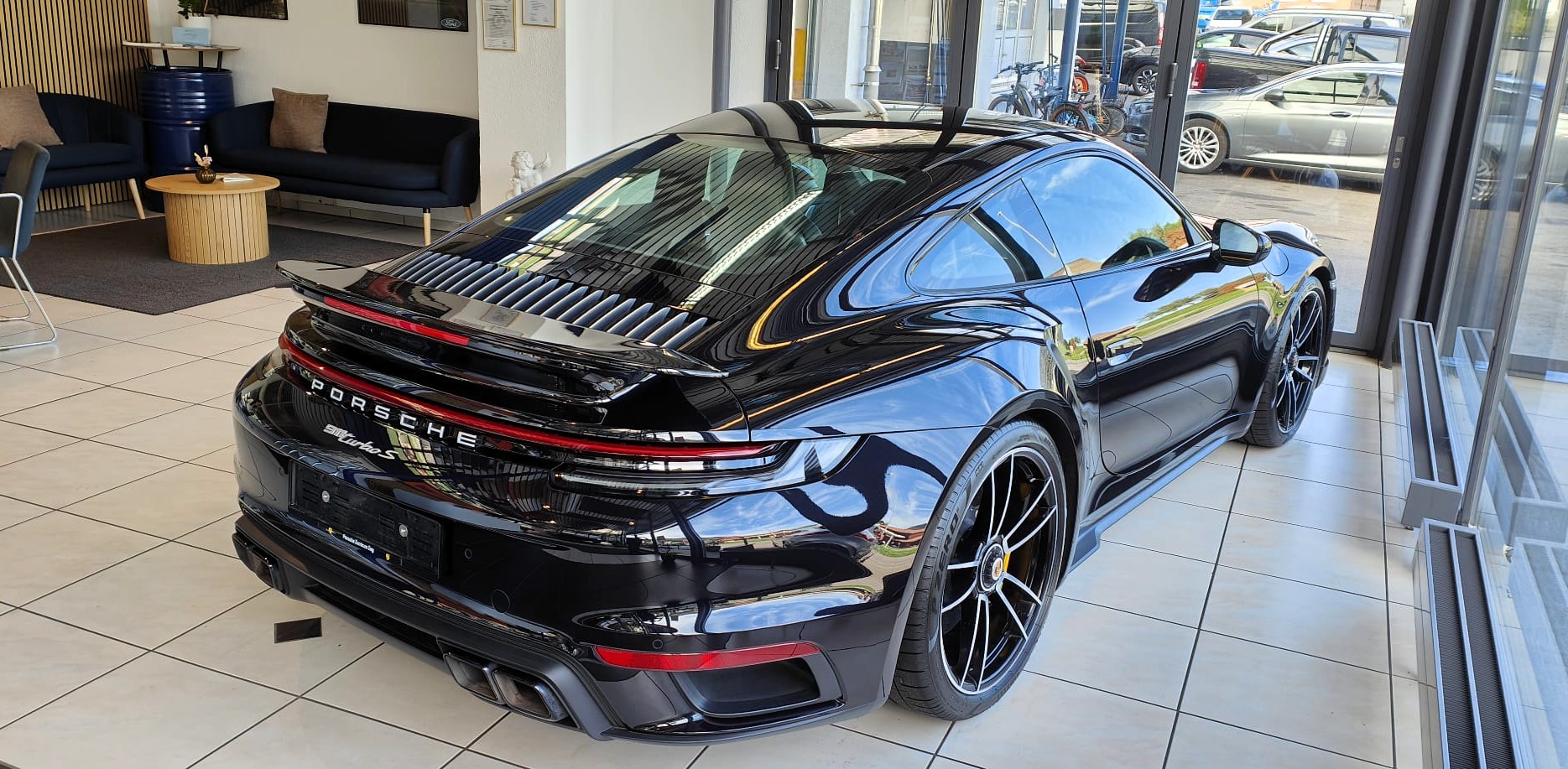 PORSCHE 911 Turbo S PDK-image-6