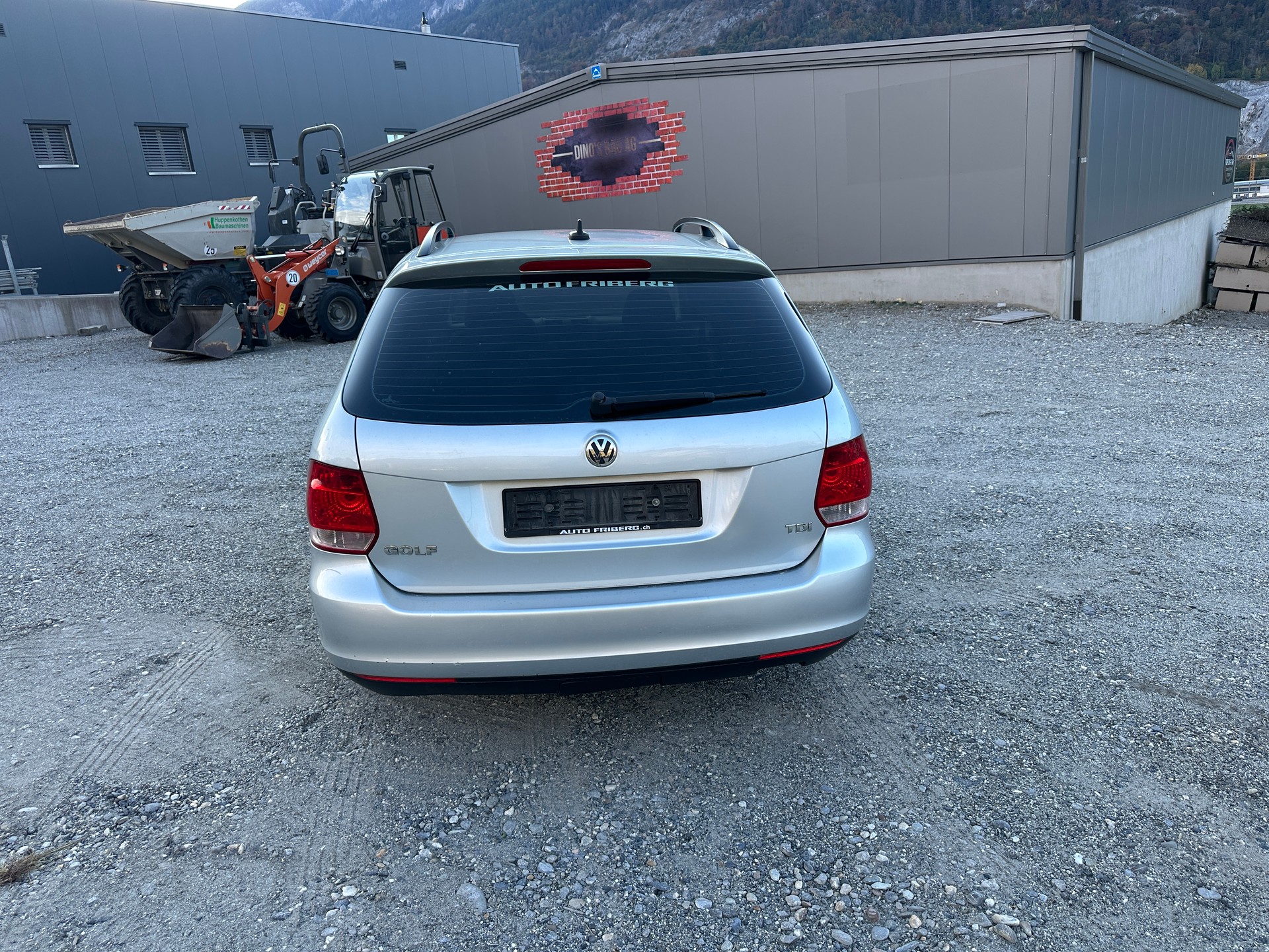 VW Golf Variant 1.9 TDI Comfortline 4Motion-image-6