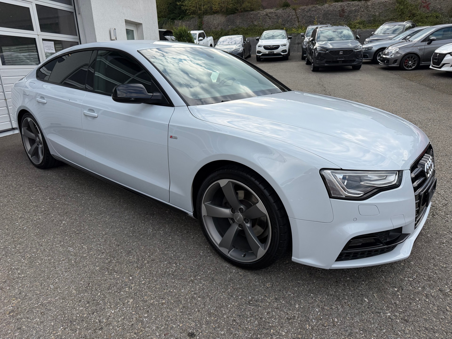 AUDI A5 Sportback 2.0 TDI-image-3