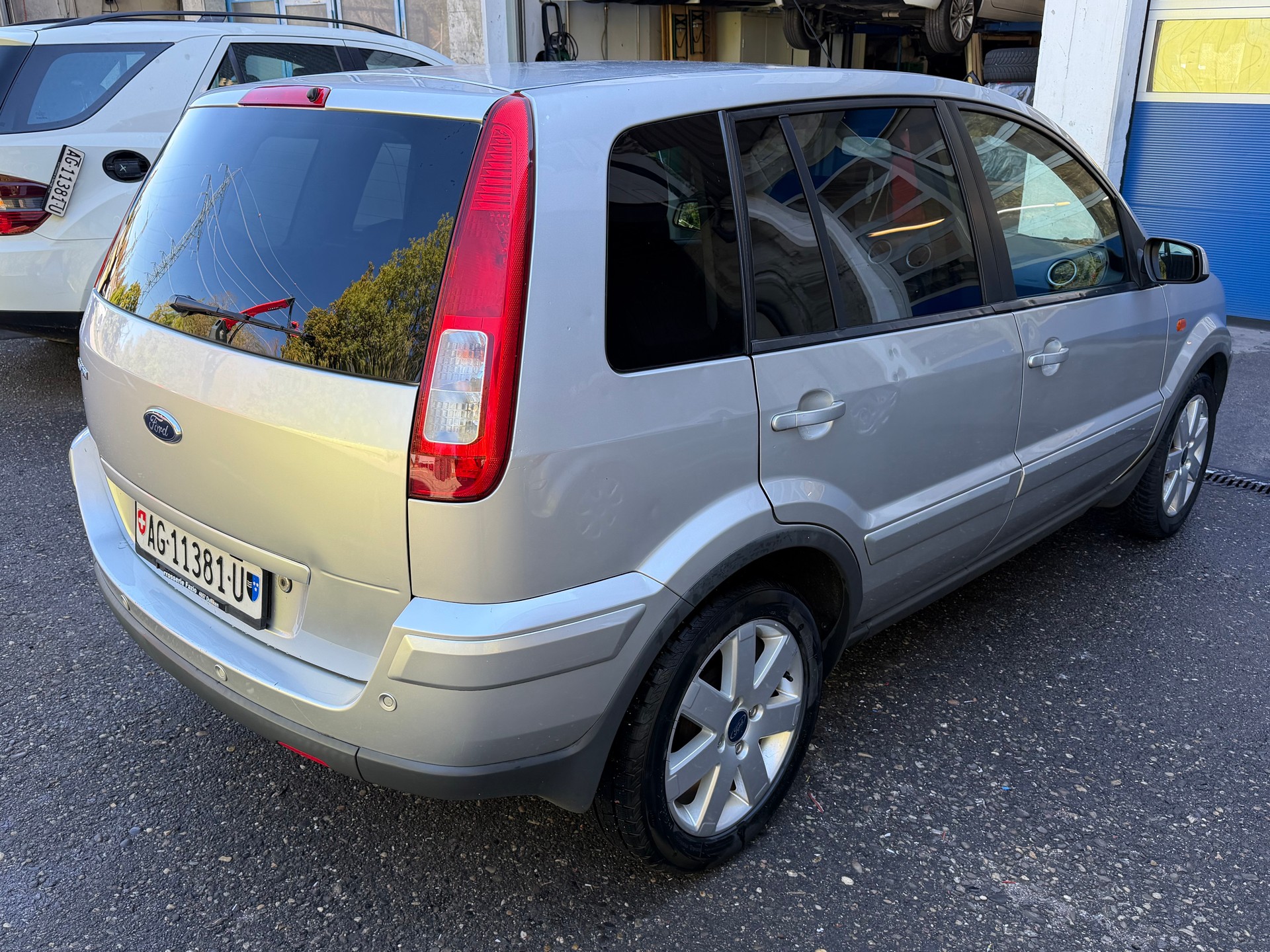 FORD Fusion 1.6 16V Plus-image-3