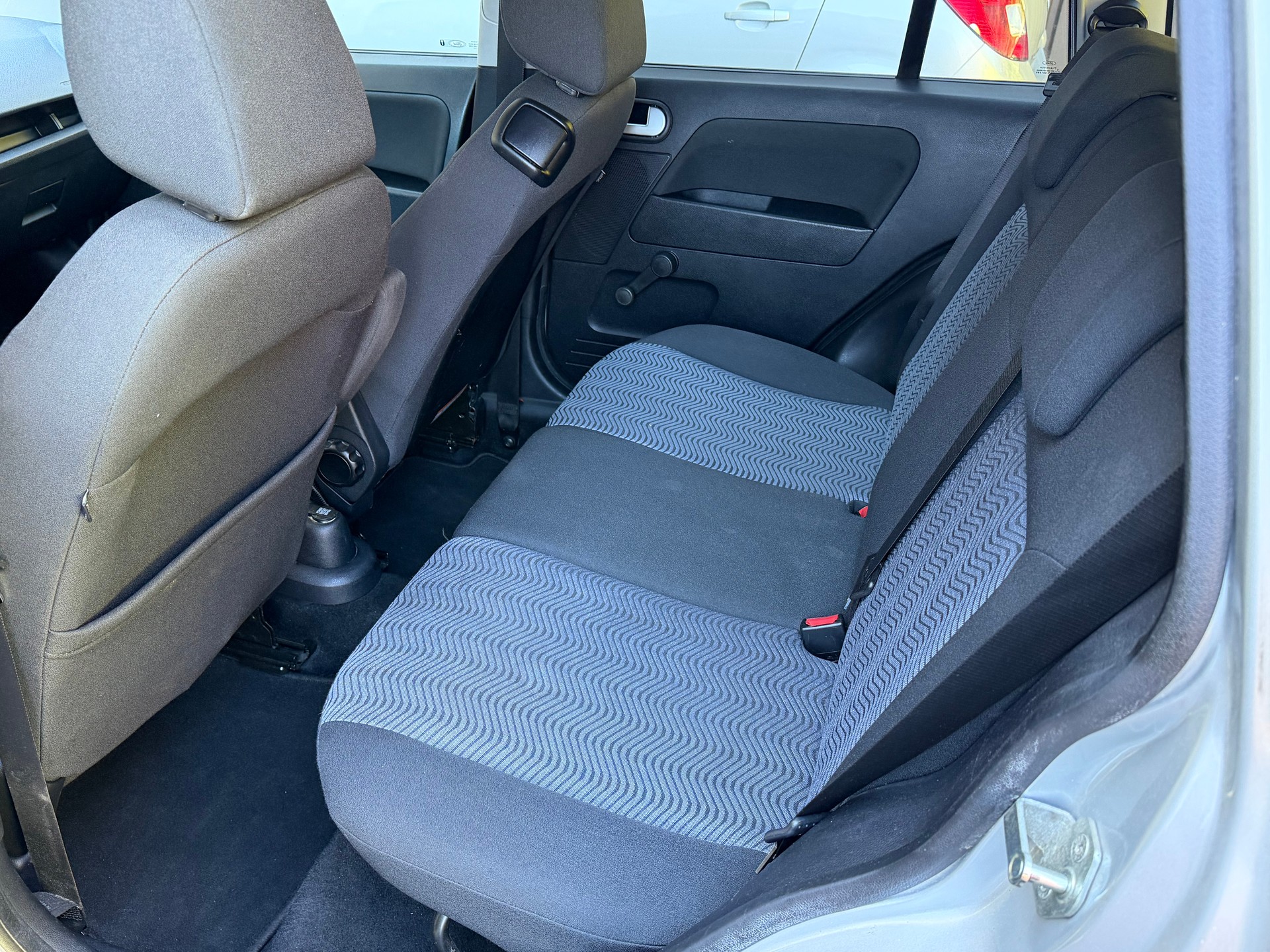 FORD Fusion 1.6 16V Plus-image-5